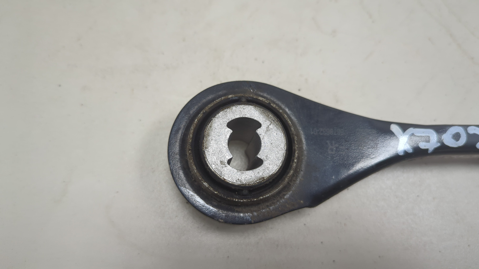 Рычаг задний левый