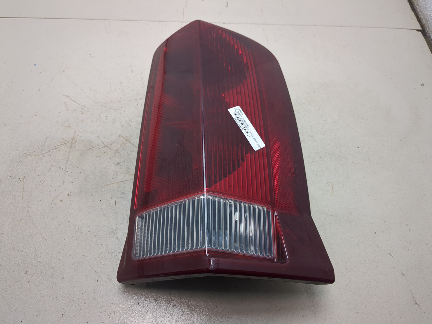 Фонарь задний правый