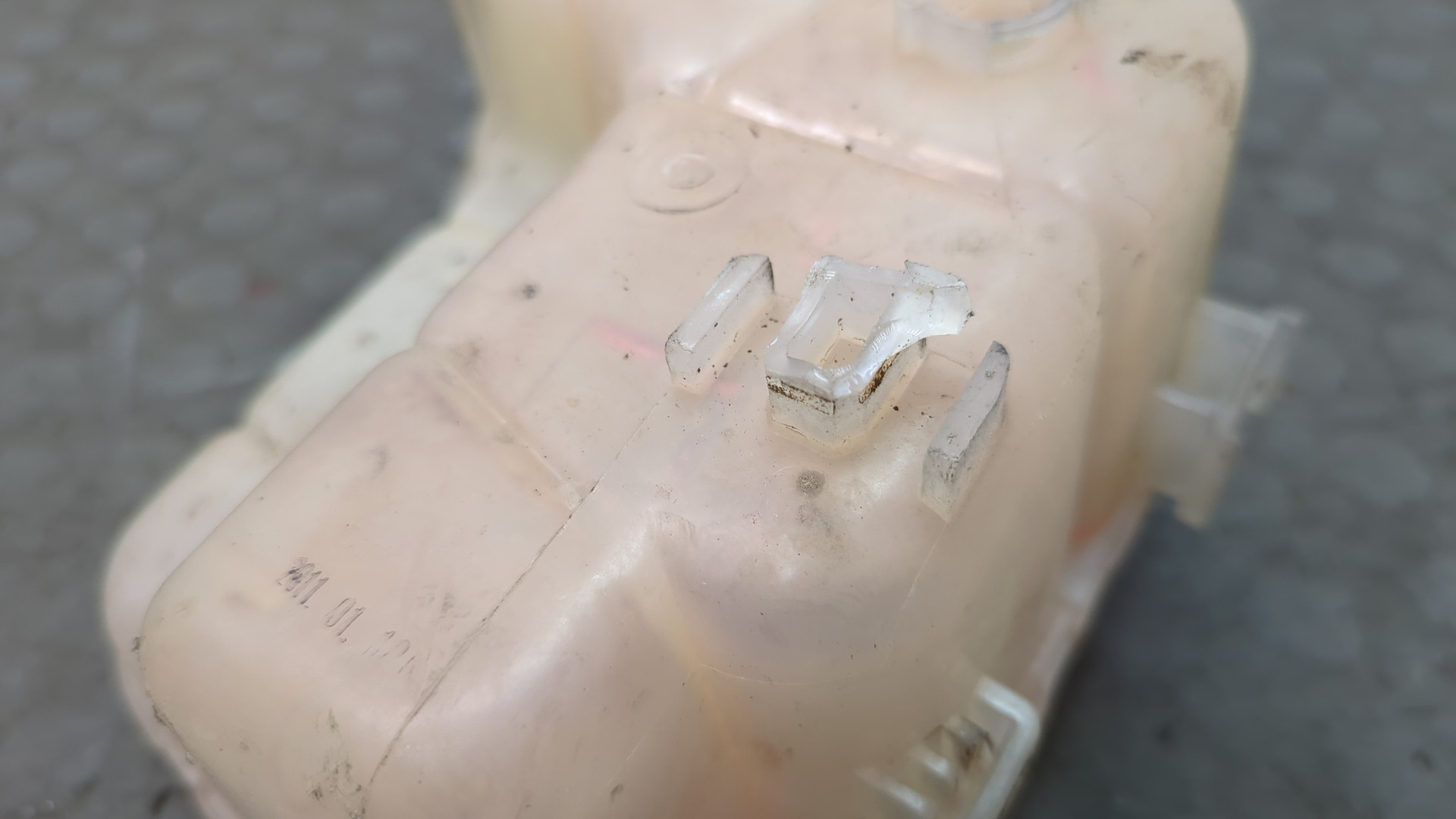 Бачок расширительный