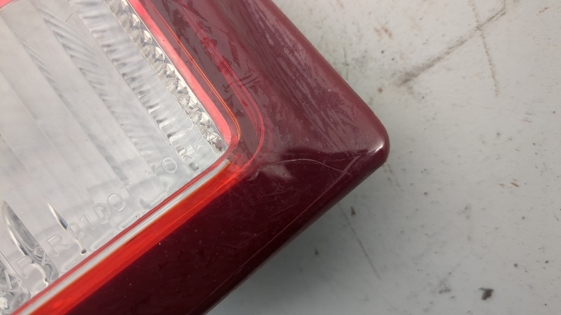 Фонарь задний левый