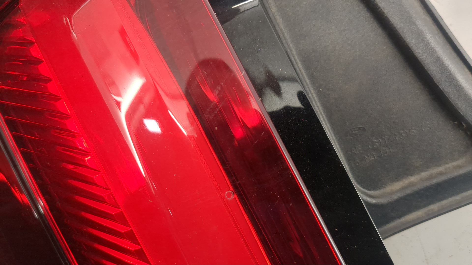 Фонарь задний левый