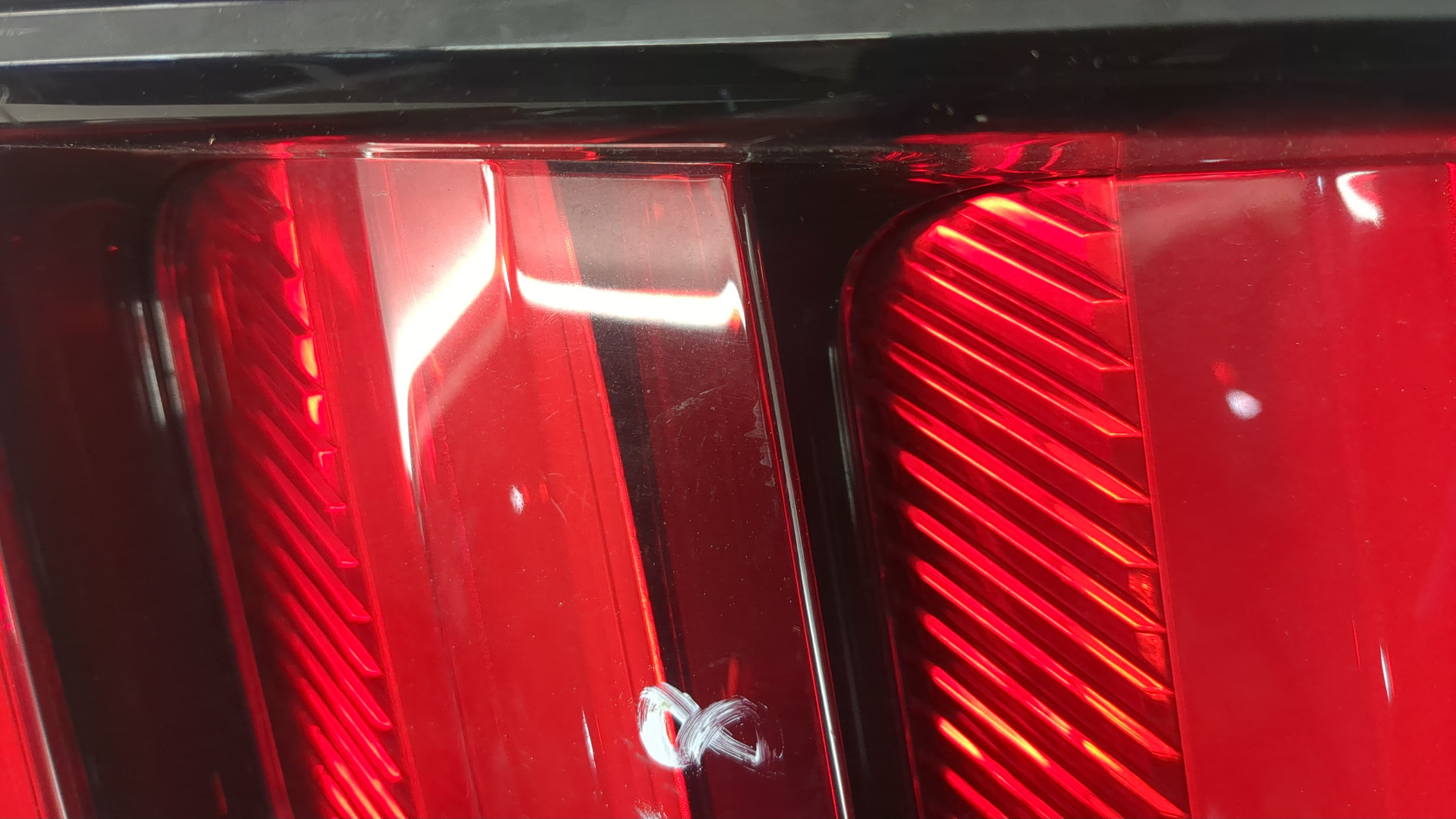 Фонарь задний левый