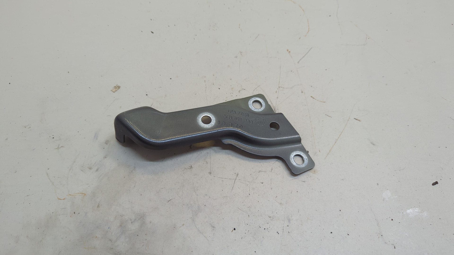 Кронштейн крепления крыла