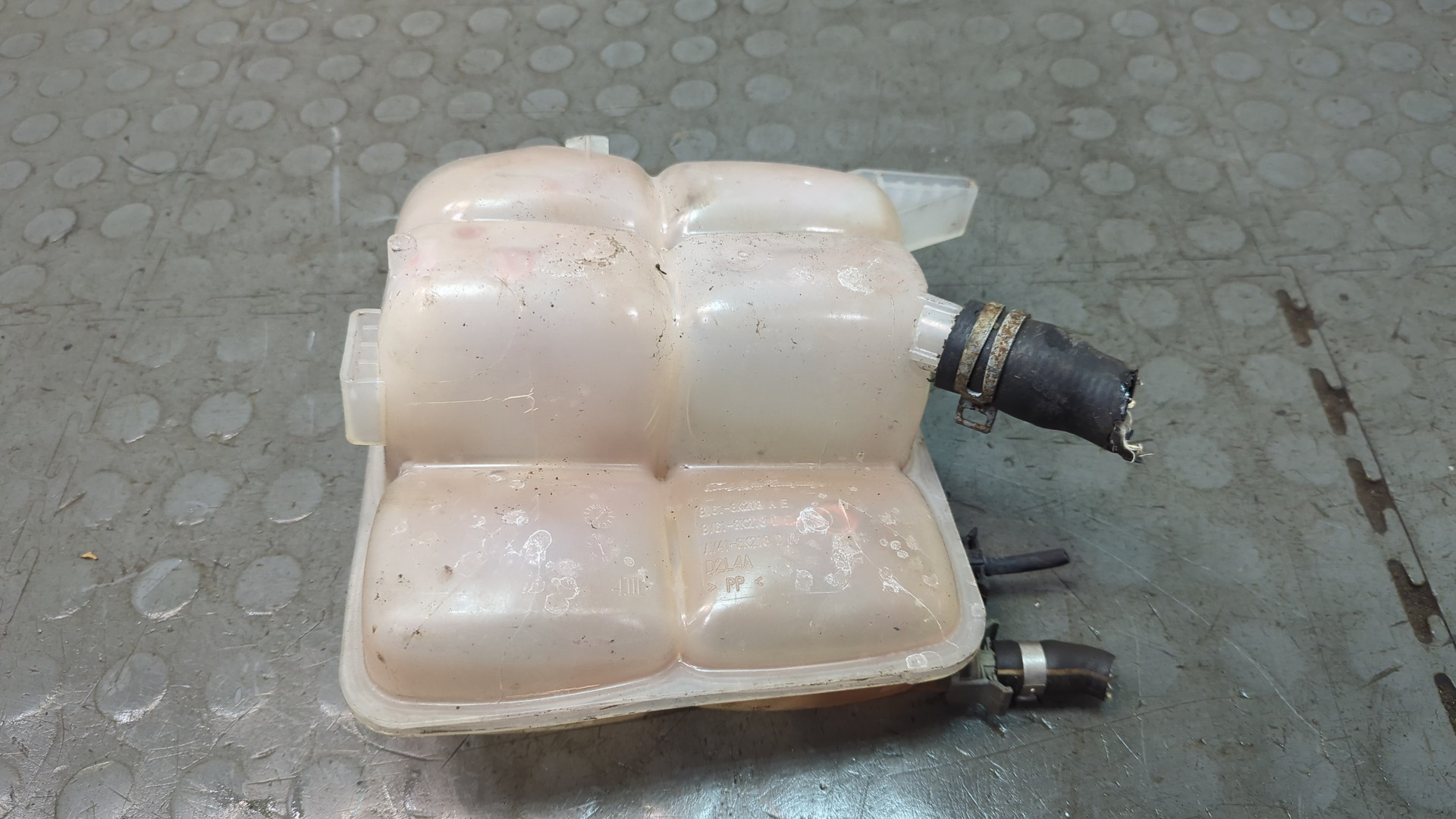 Бачок расширительный