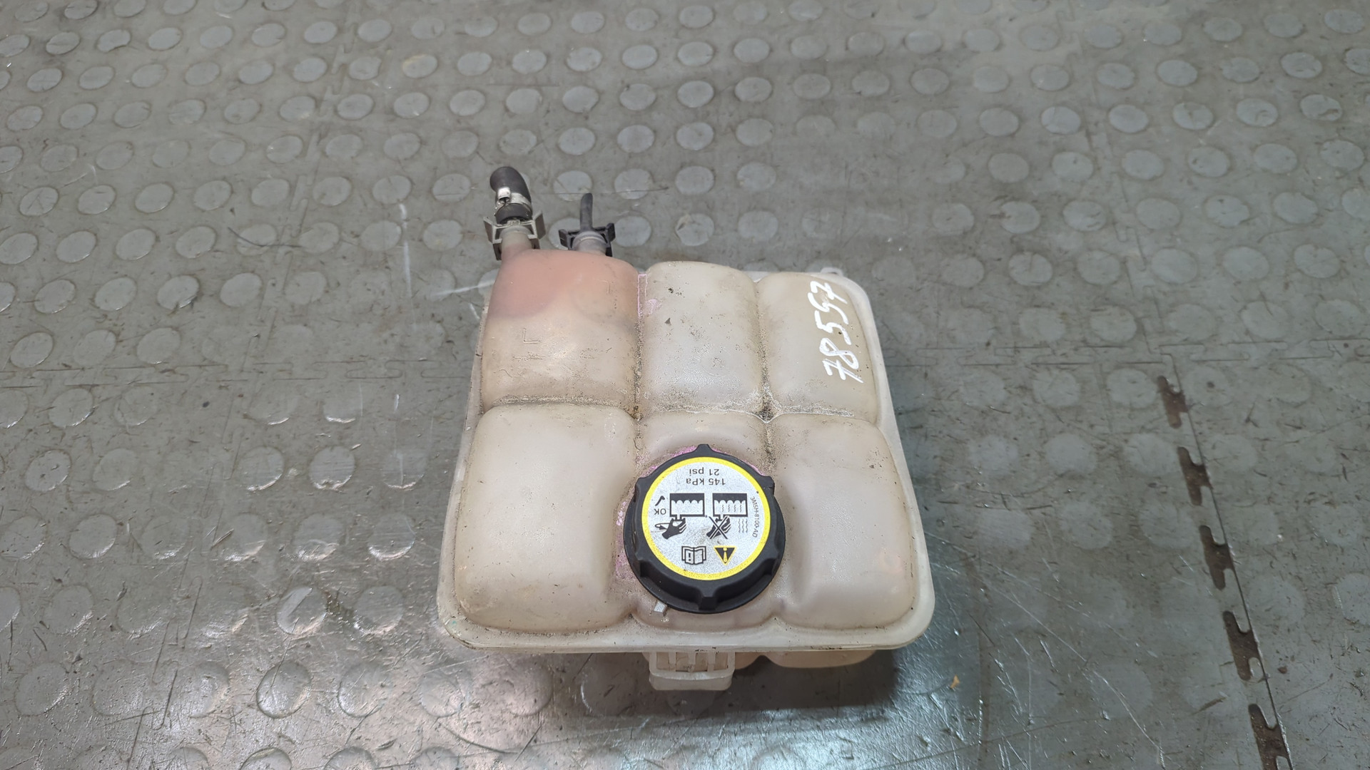 Бачок расширительный