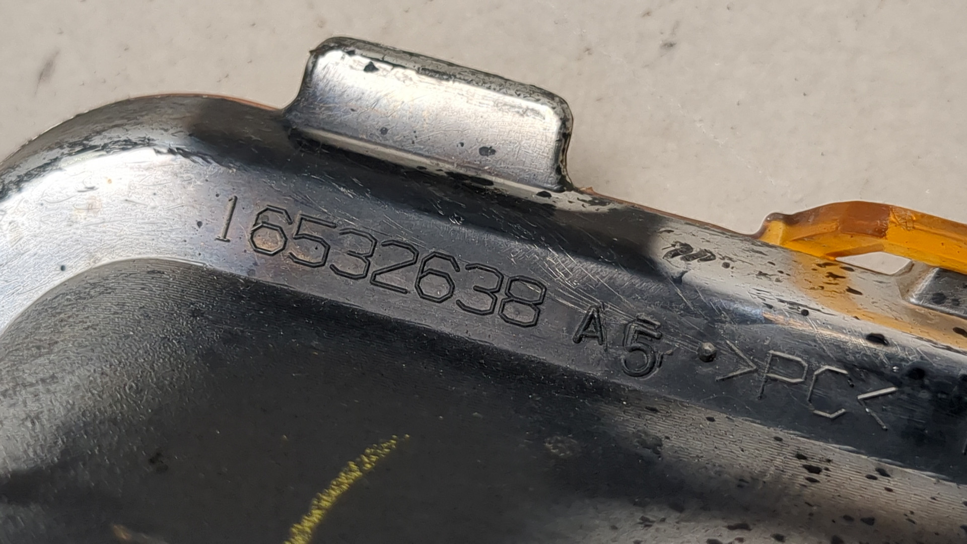 Повторитель на крыло правый