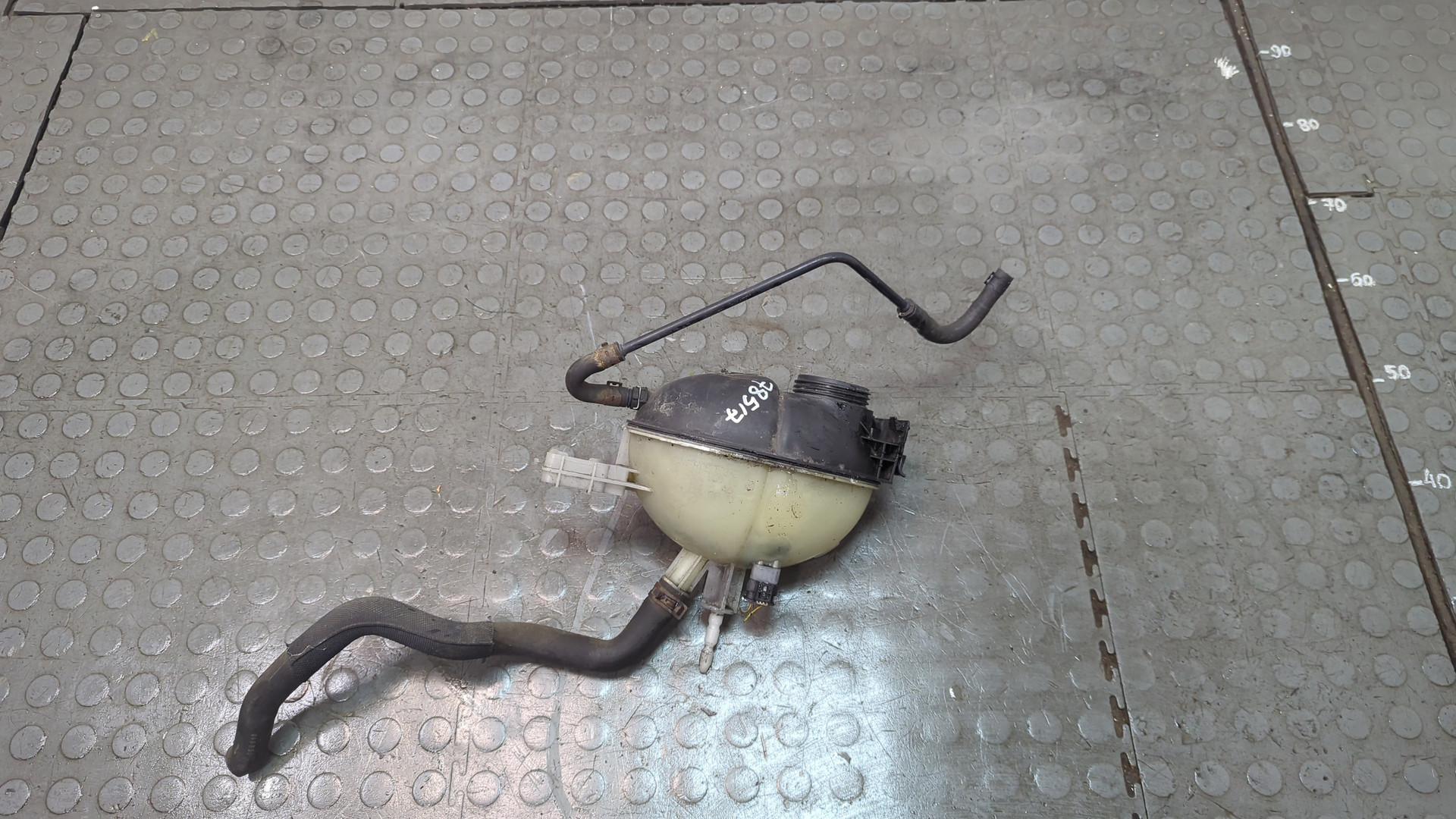 Бачок расширительный