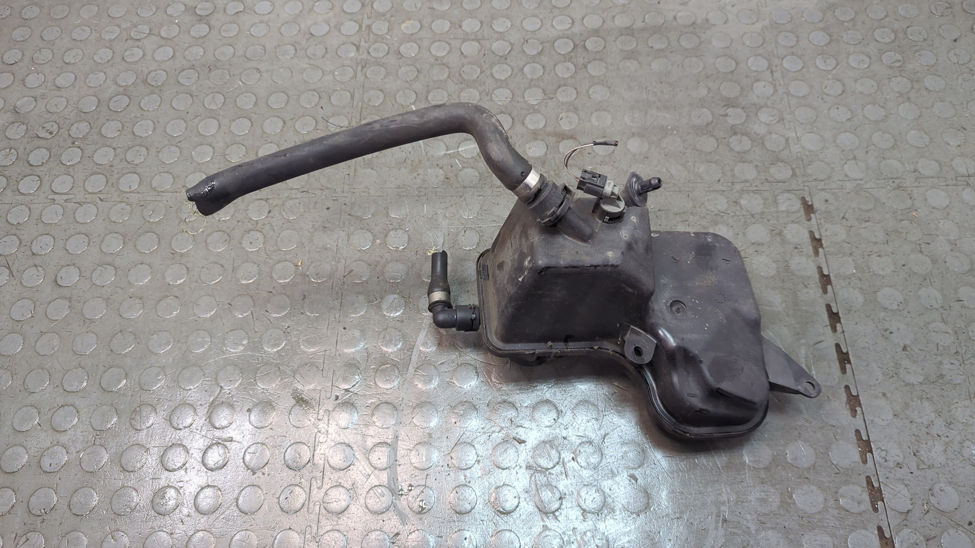 Бачок расширительный