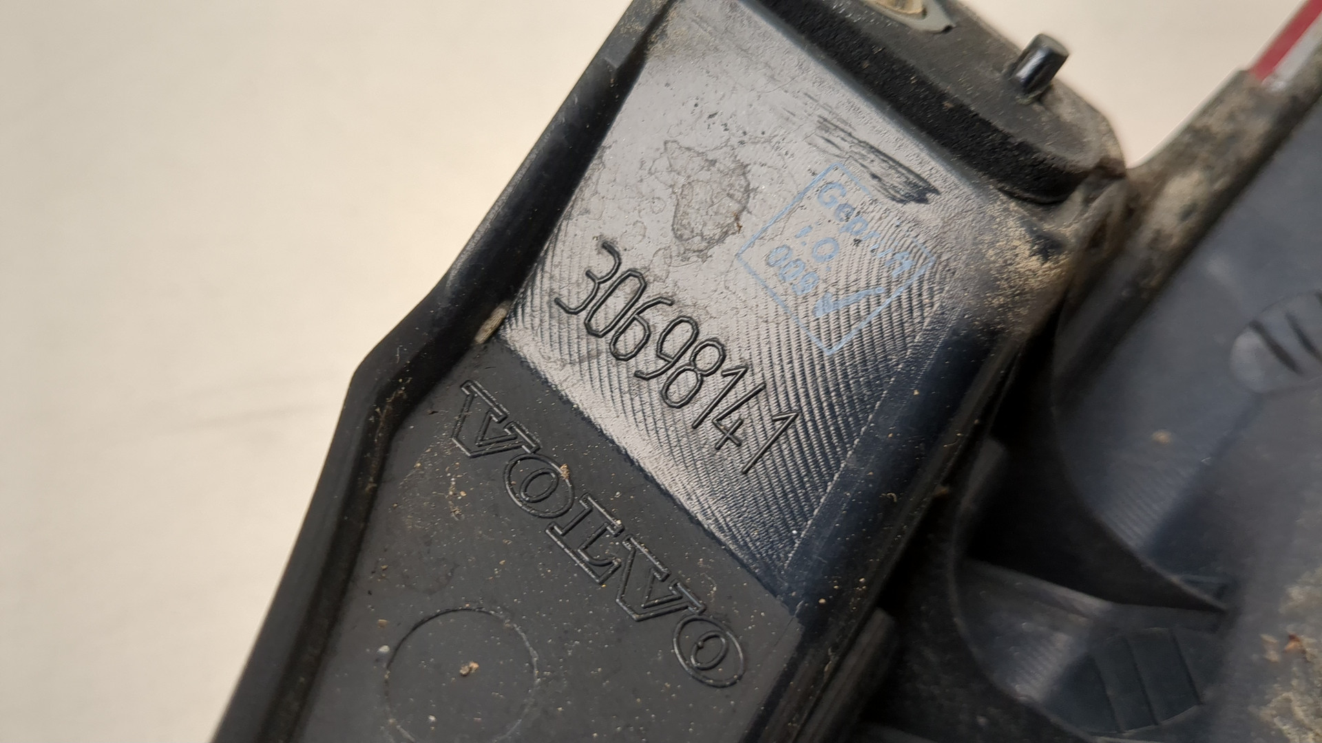 Фонарь задний левый