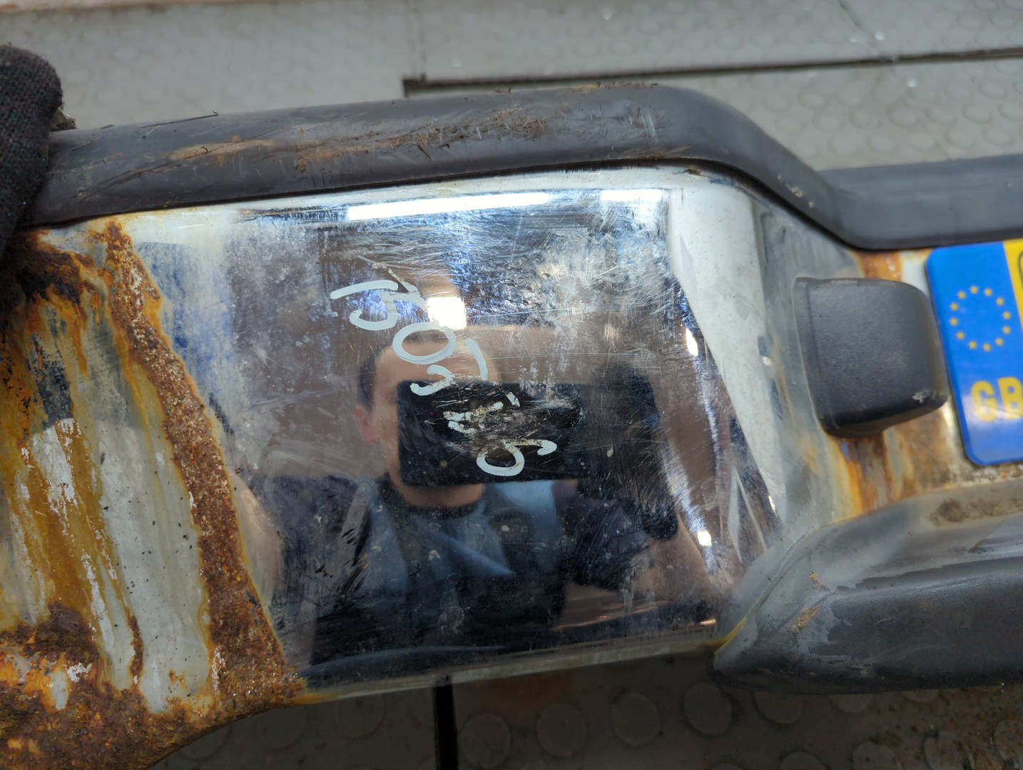 Бампер задний