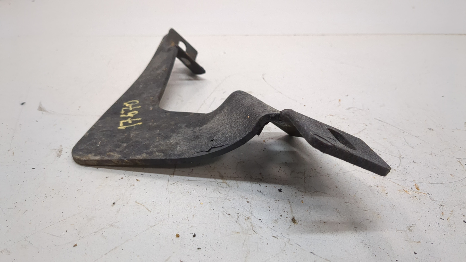 Кронштейн подножки