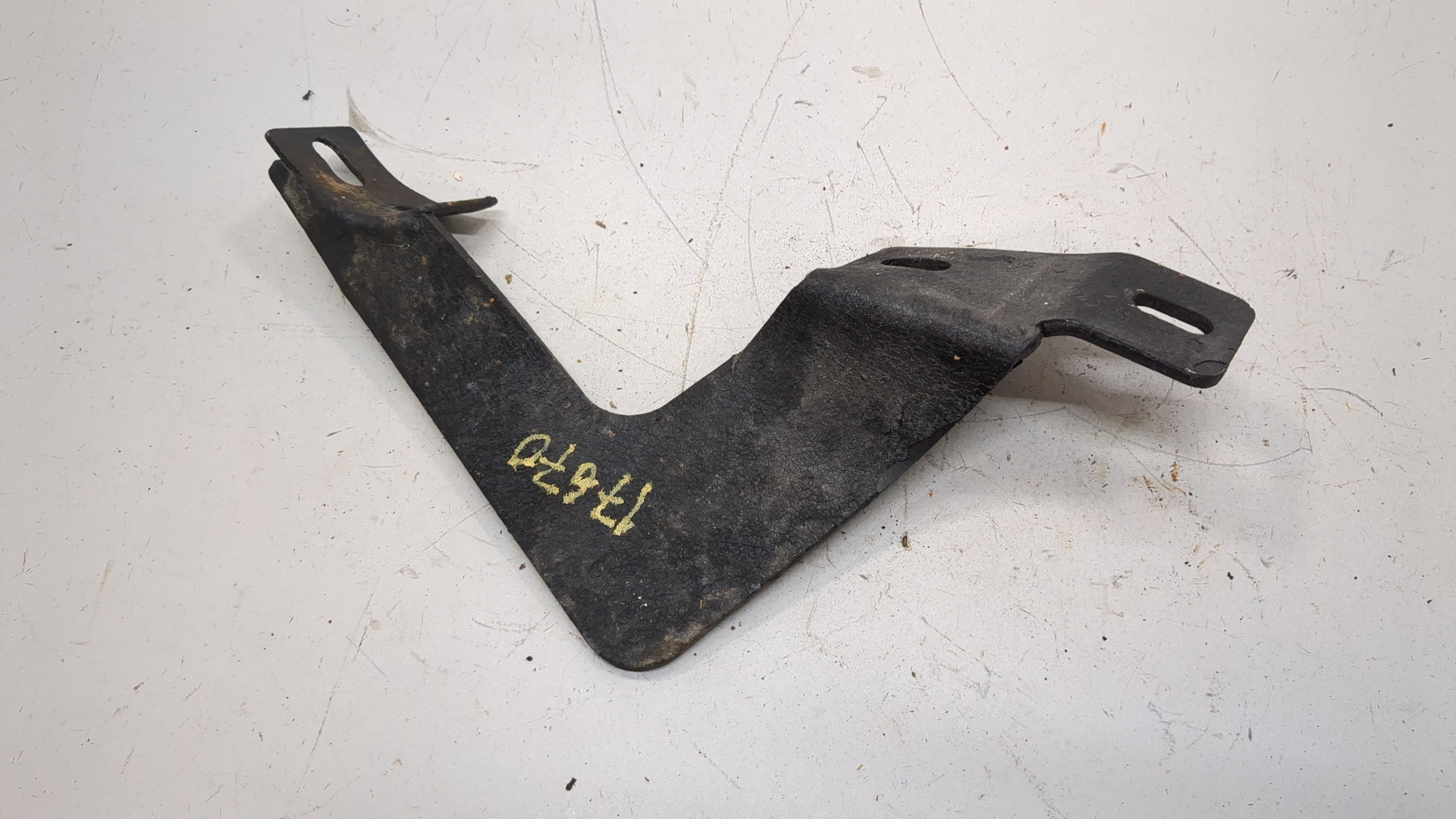 Кронштейн подножки