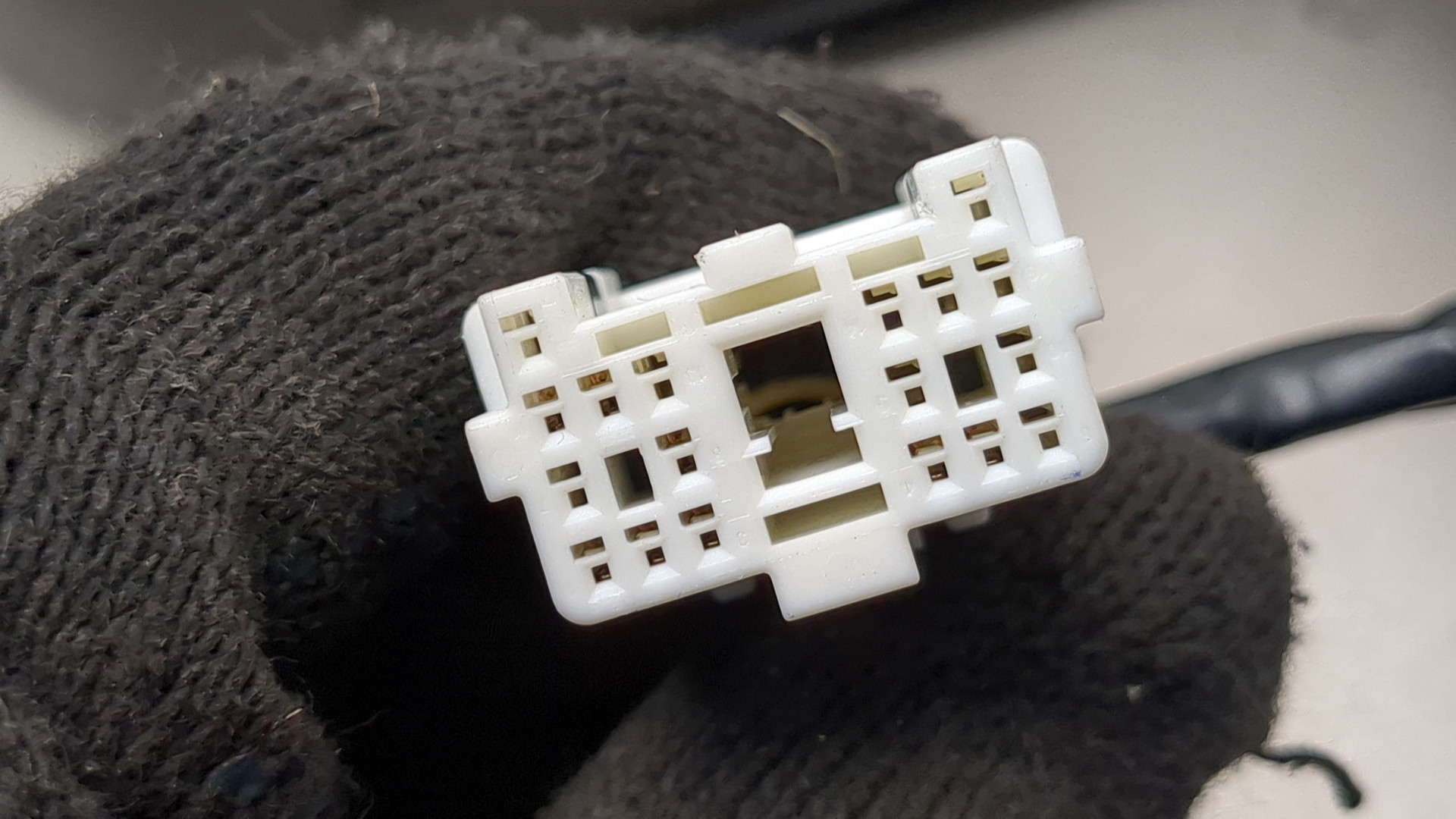 Зеркало правое электрическое