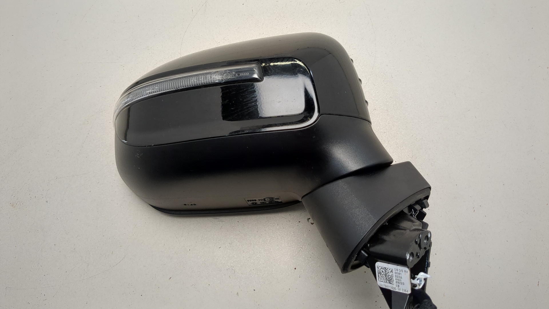 Зеркало правое электрическое