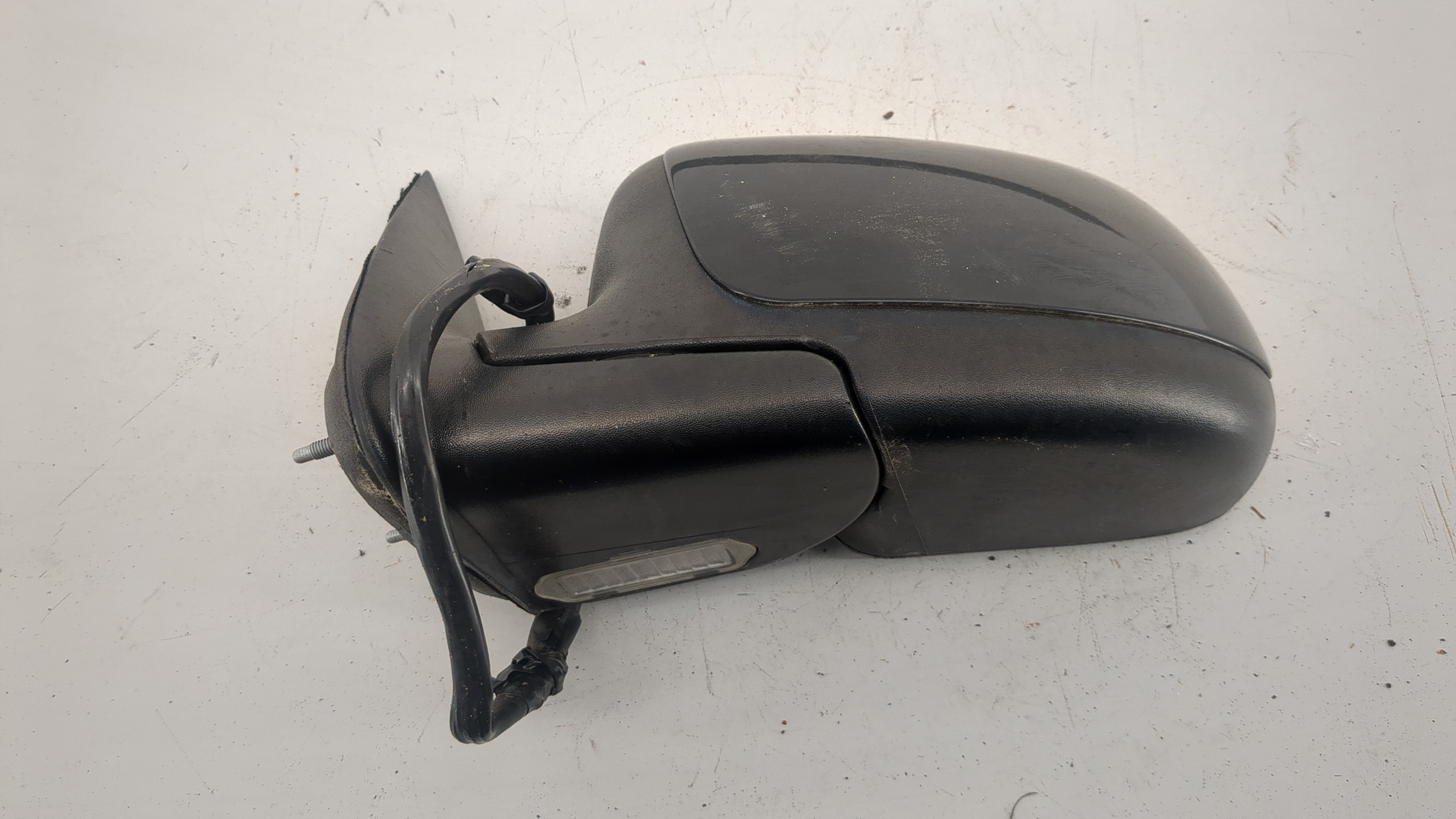 Зеркало левое электрическое