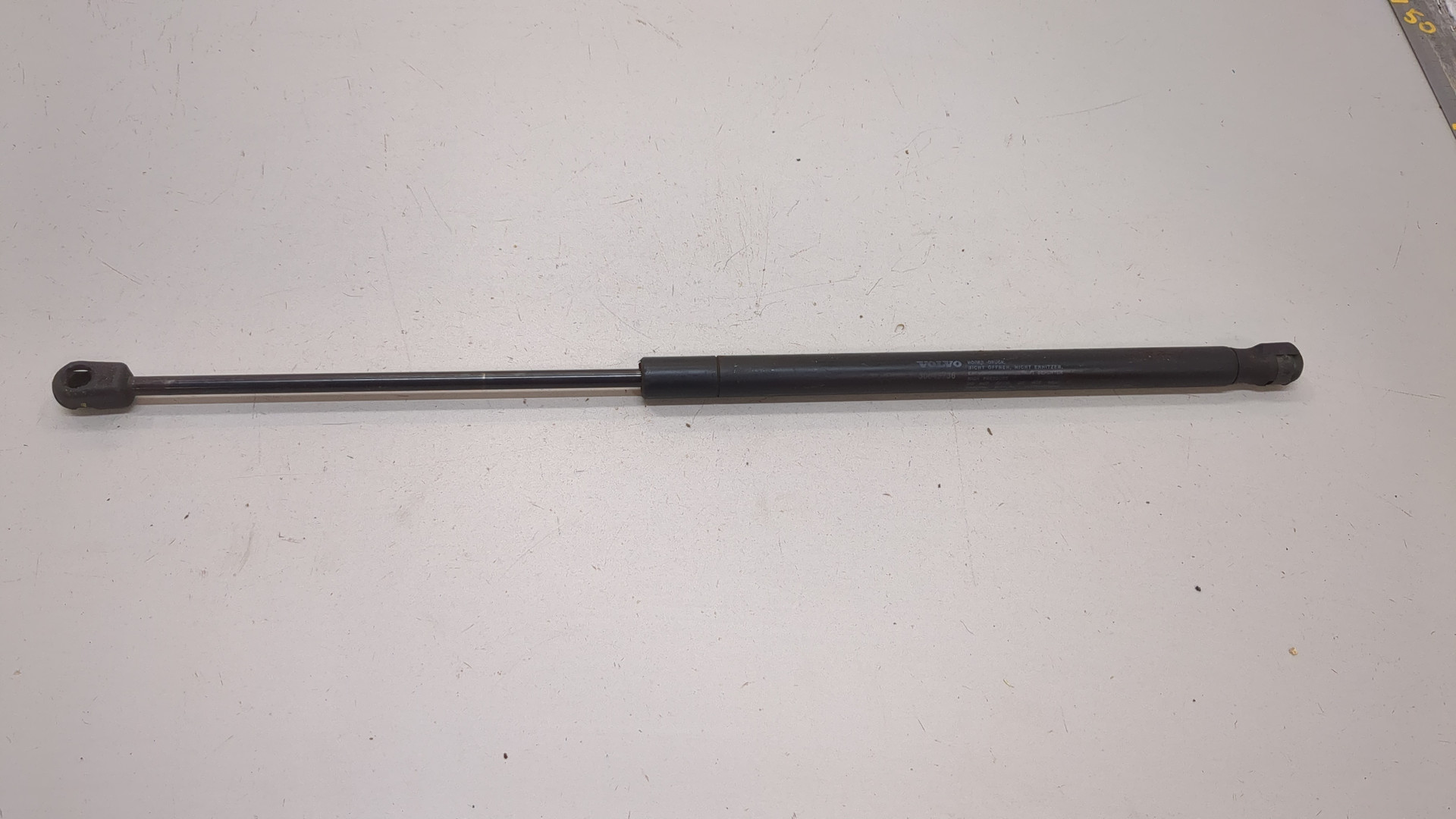 Амортизатор капота