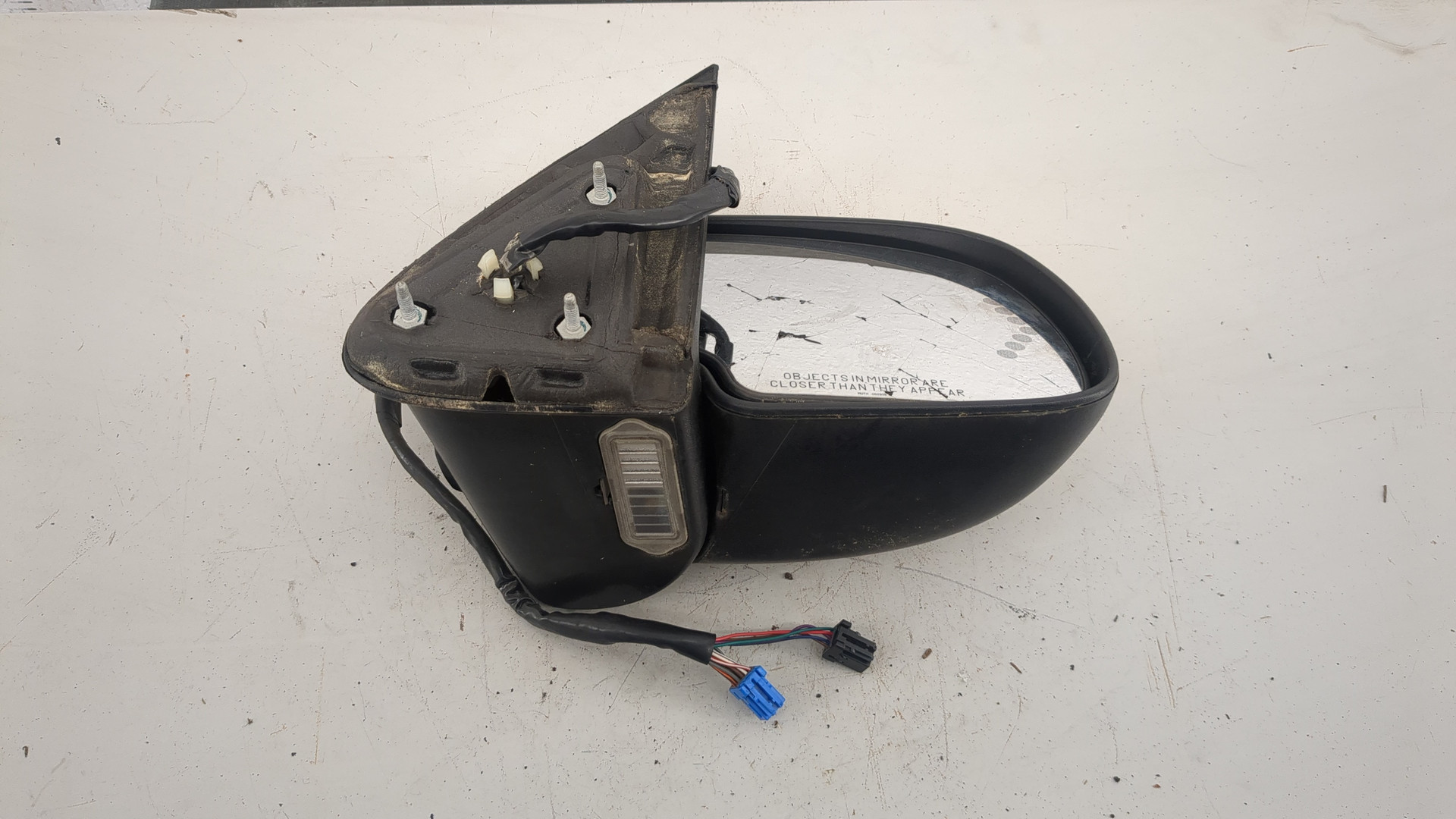 Зеркало правое электрическое