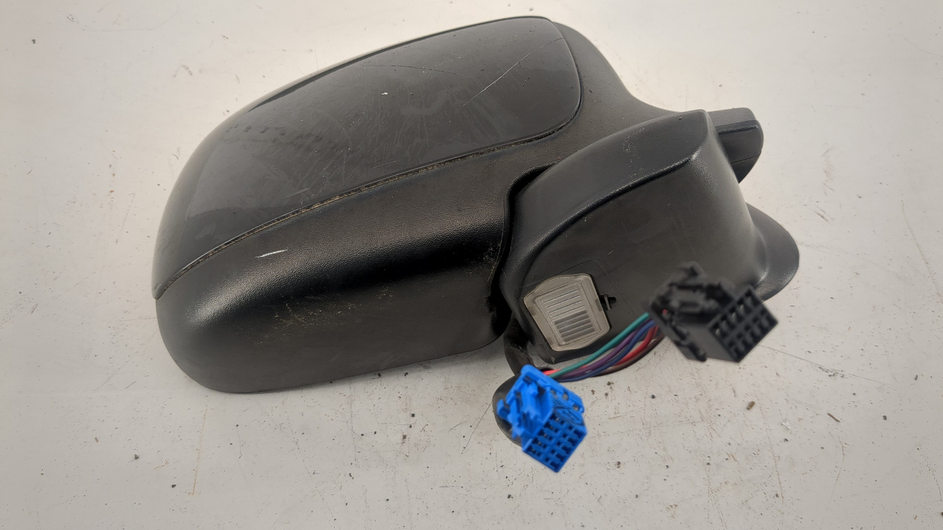 Зеркало правое электрическое