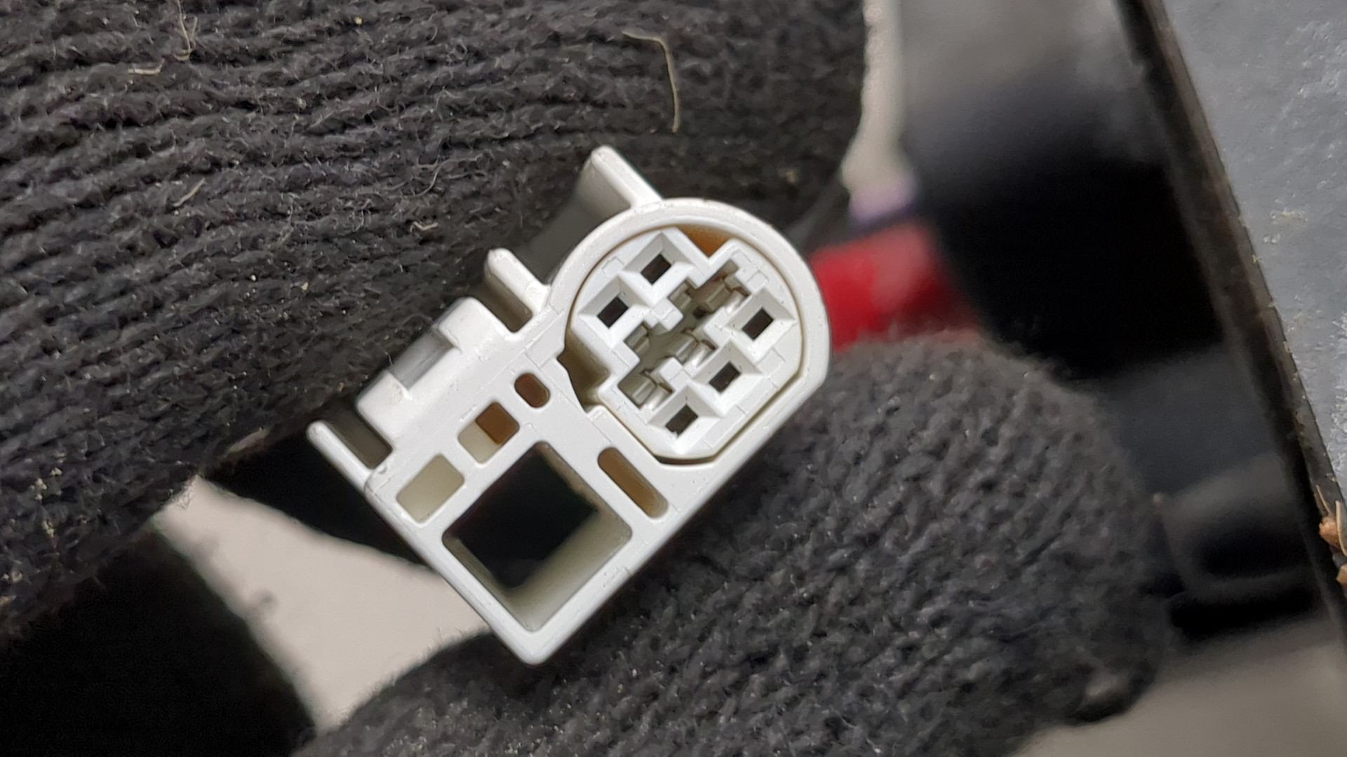 Зеркало левое электрическое