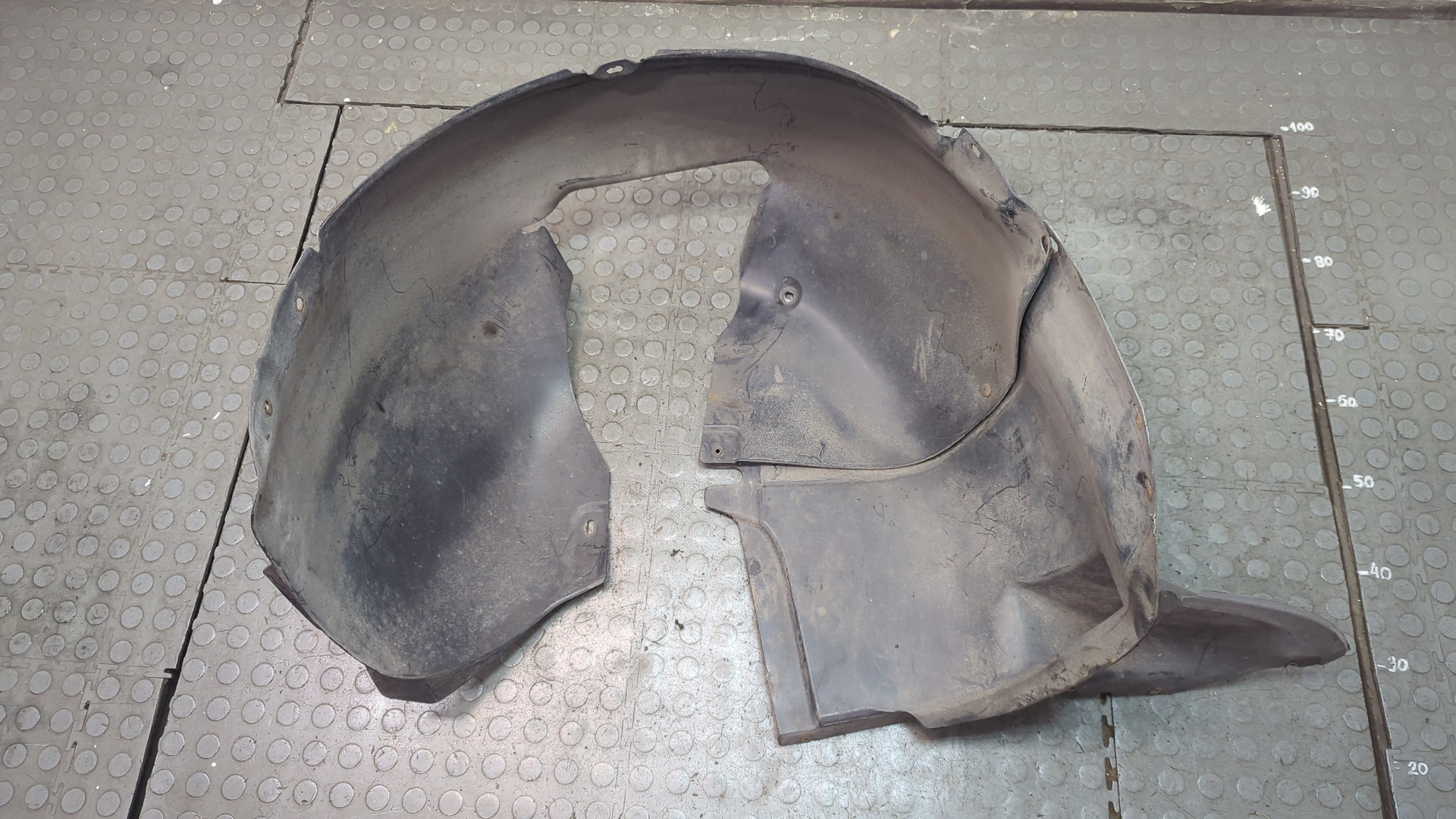 Локер передний правый