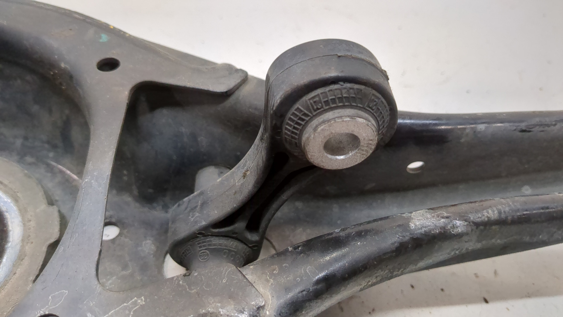 Рычаг задний