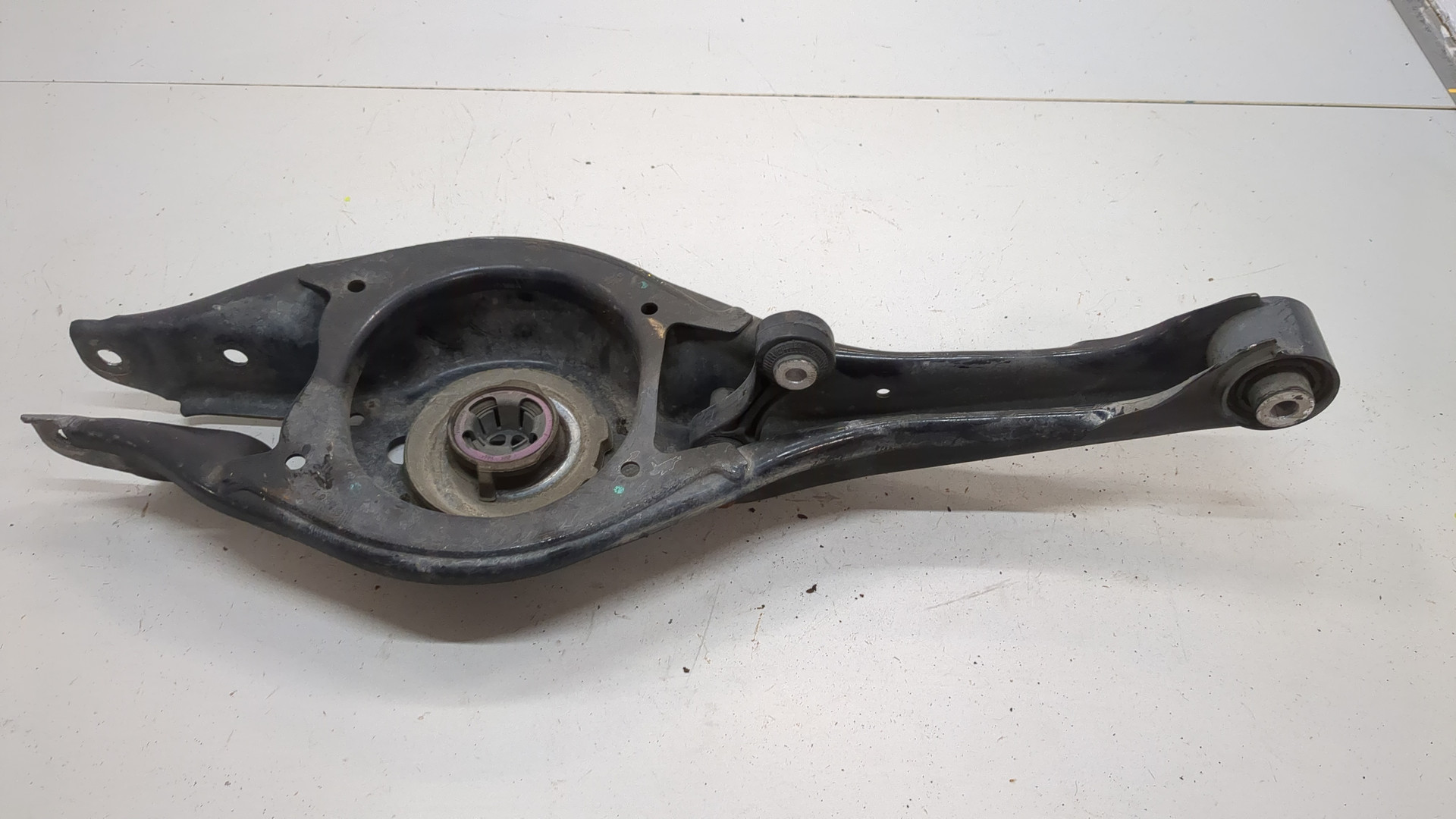 Рычаг задний