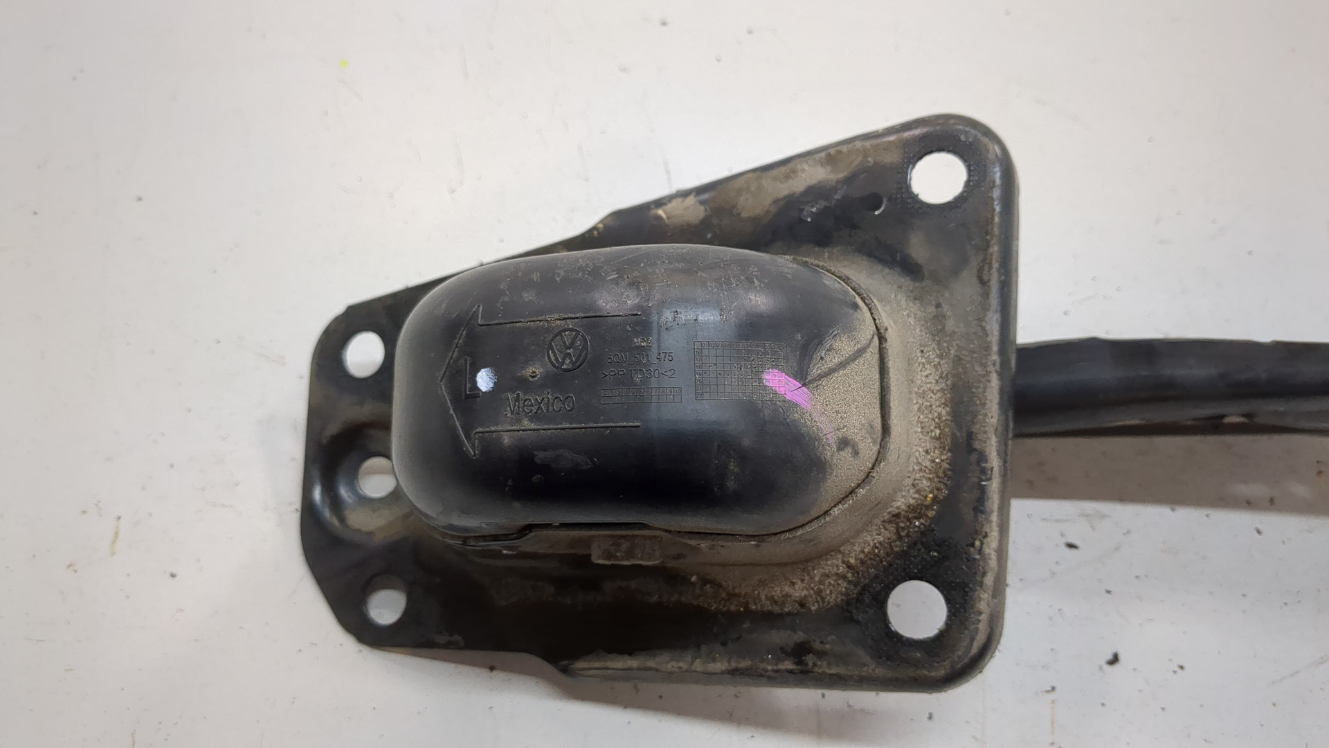 Рычаг задний левый