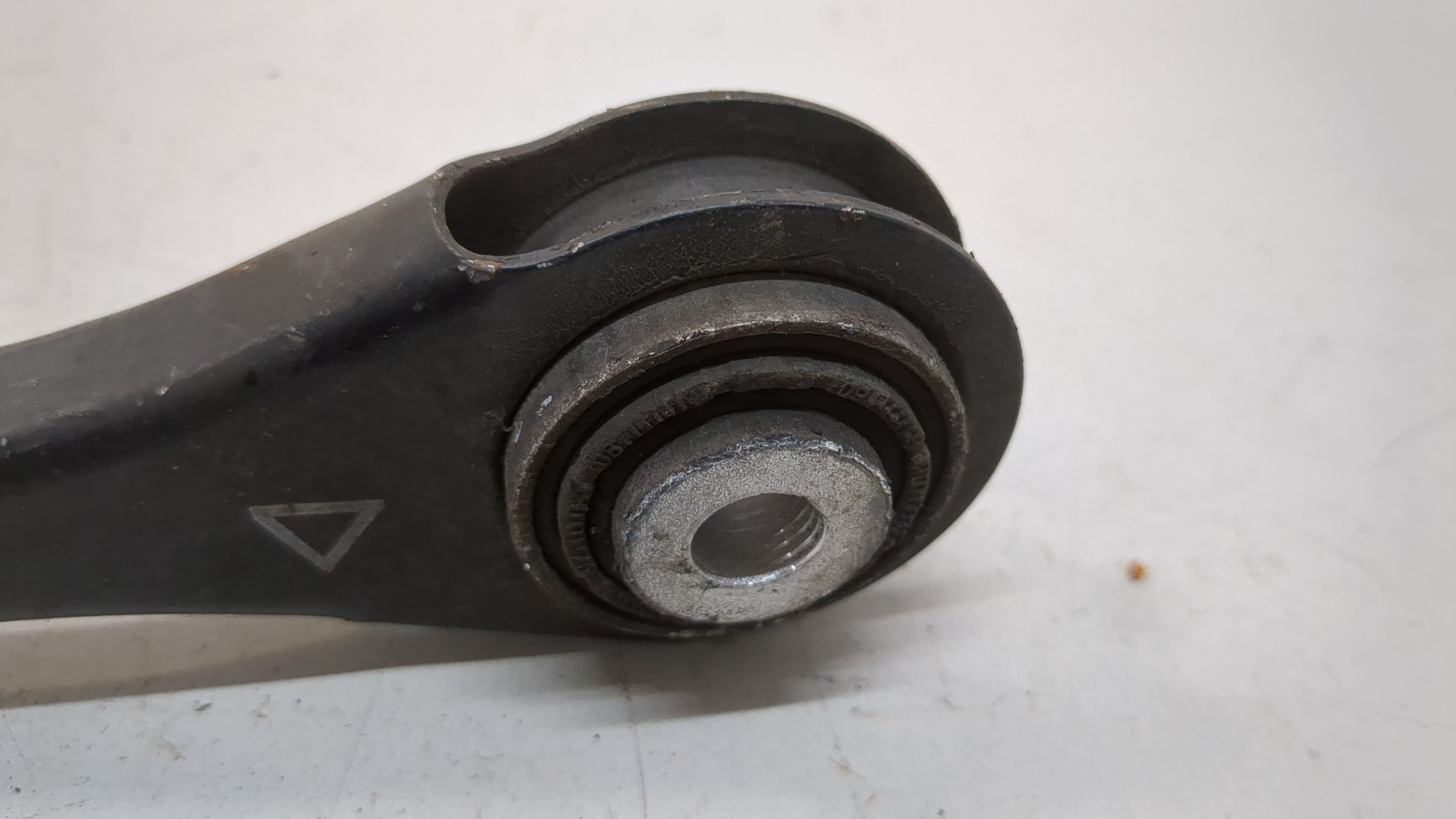 Рычаг задний