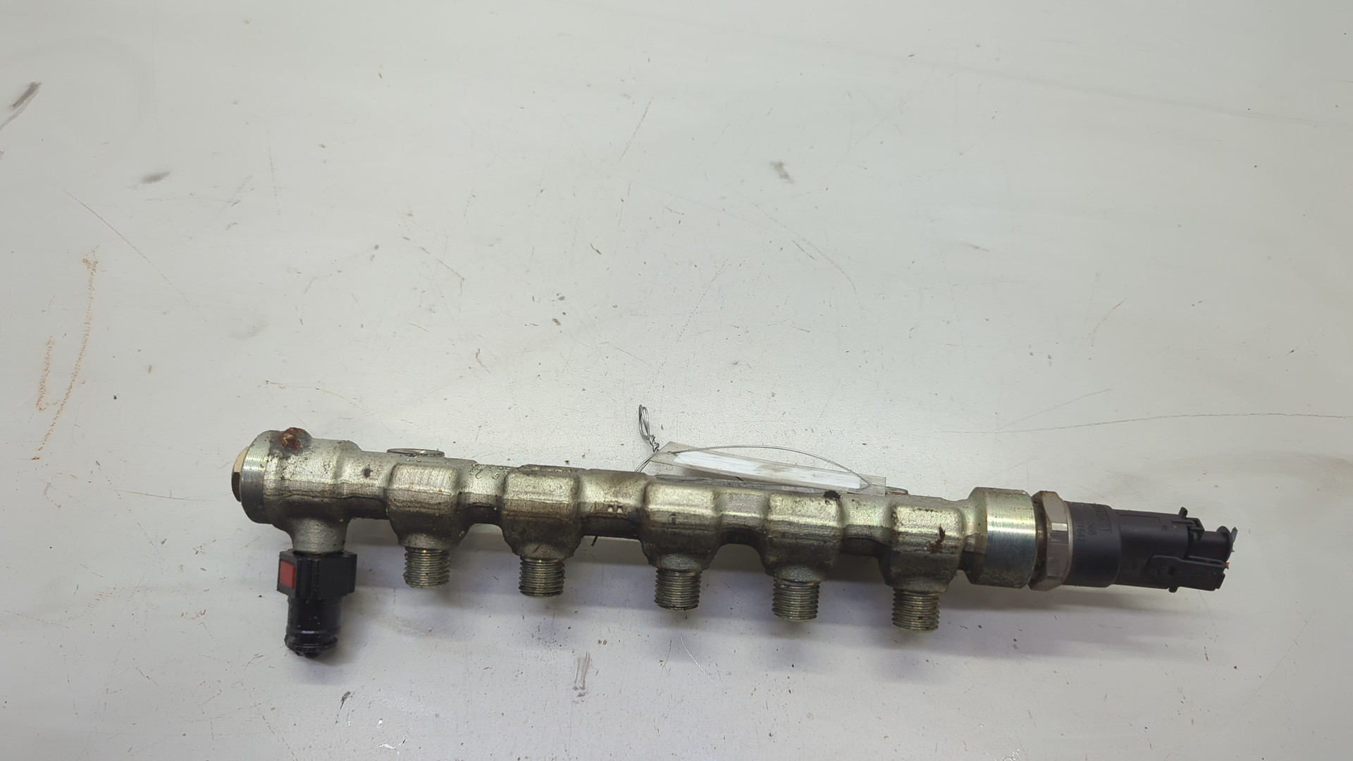 Рейка топливная (рампа)