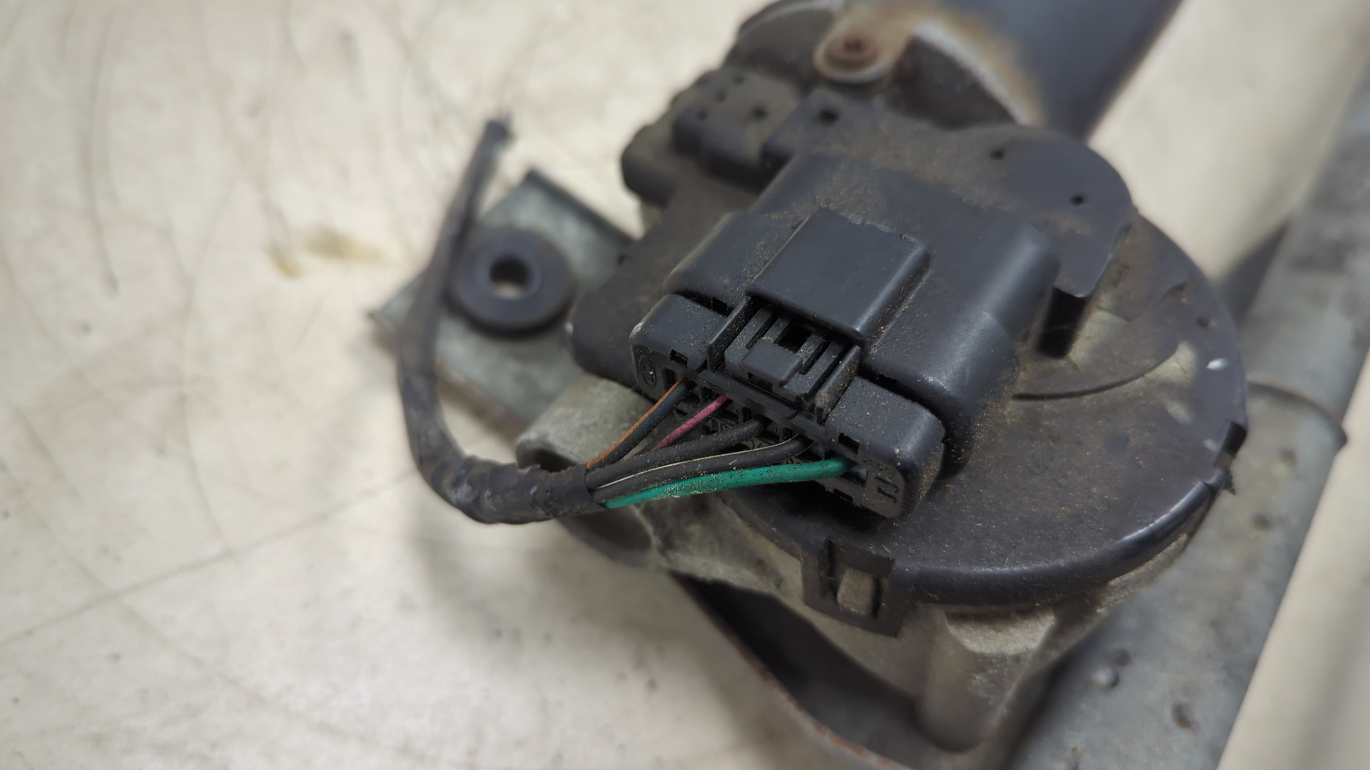 Трапеция стеклоочистителей