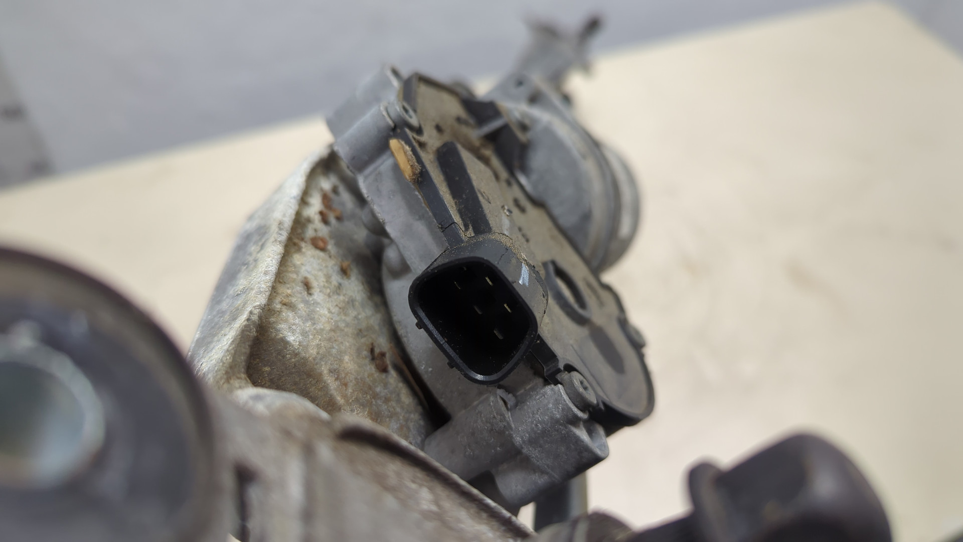 Трапеция стеклоочистителей