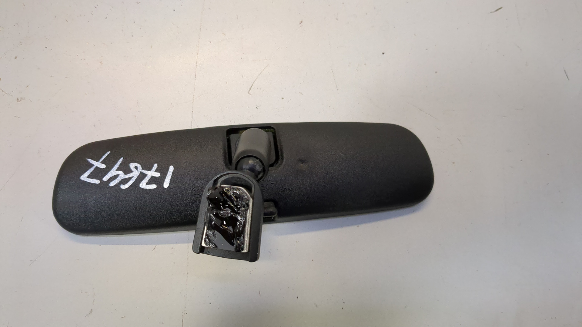 Зеркало заднего вида