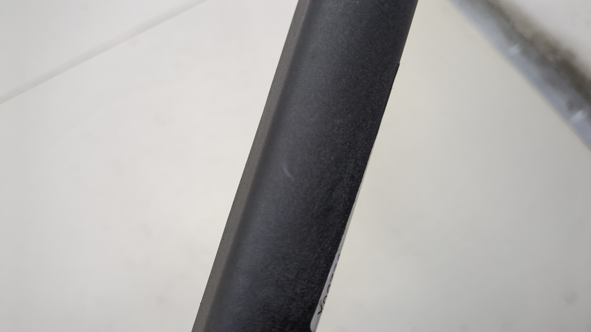 Поводок стеклоочистителя заднего