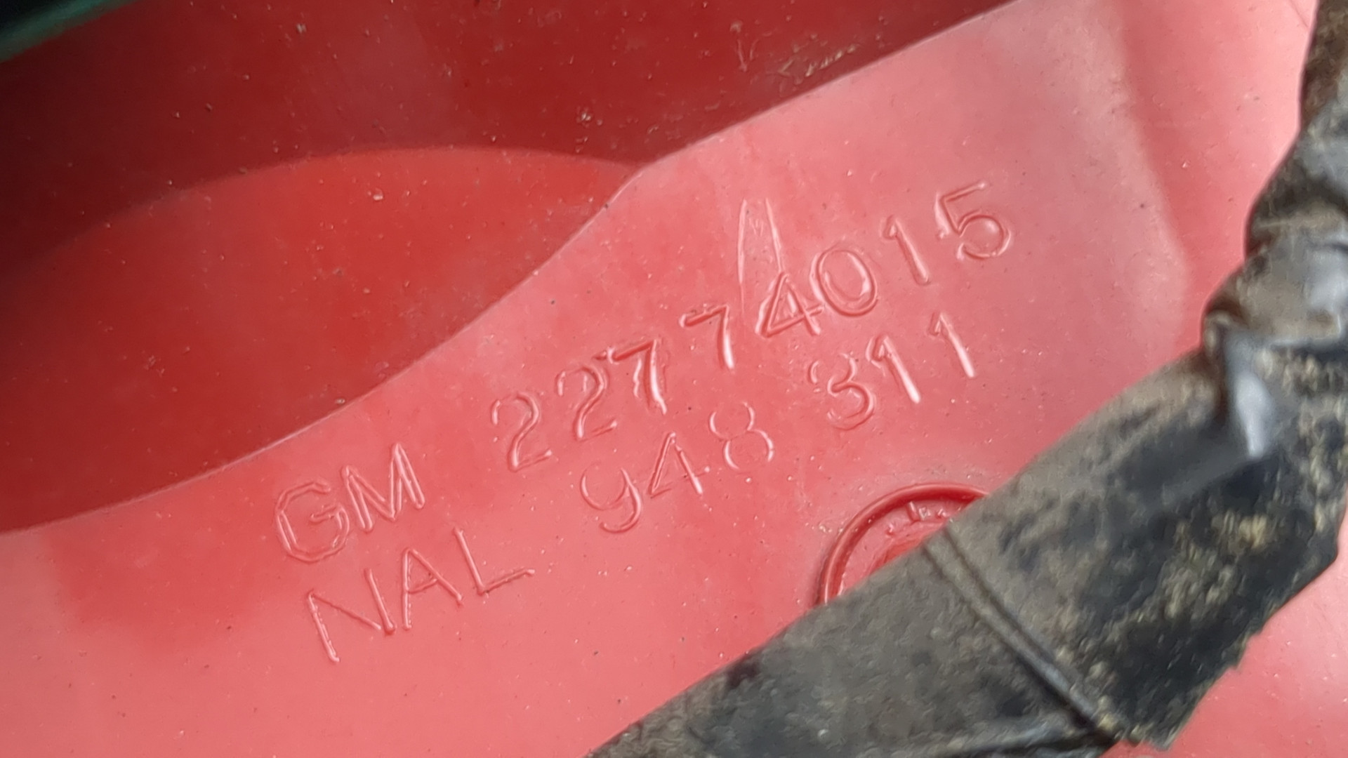 Фонарь задний правый