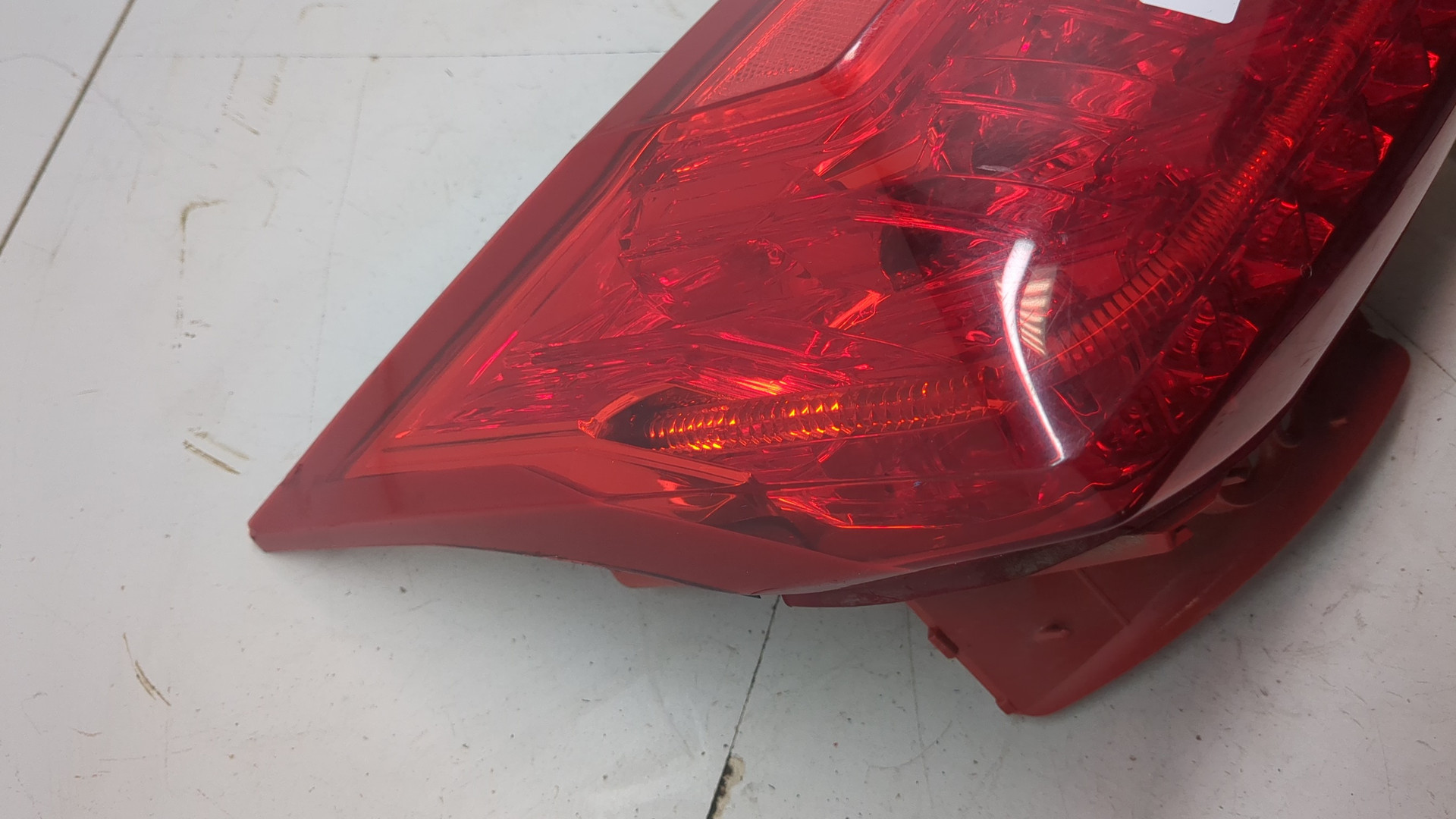 Фонарь задний правый