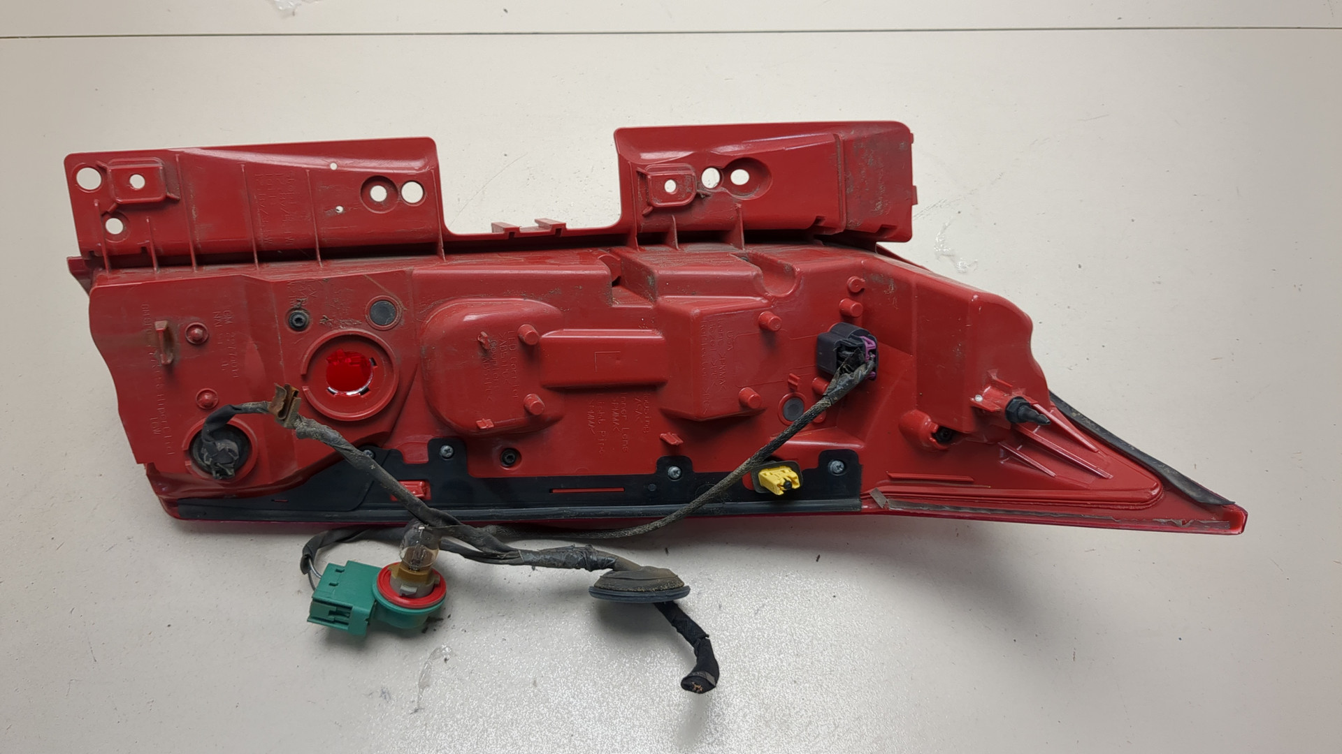 Фонарь задний левый