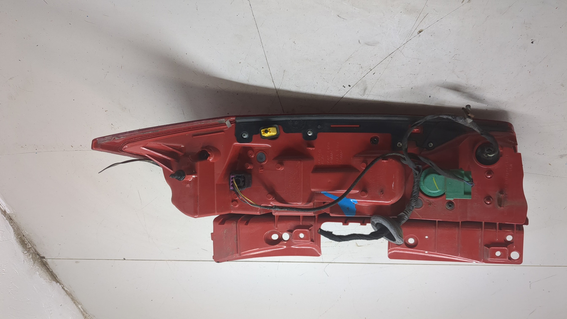 Фонарь задний левый