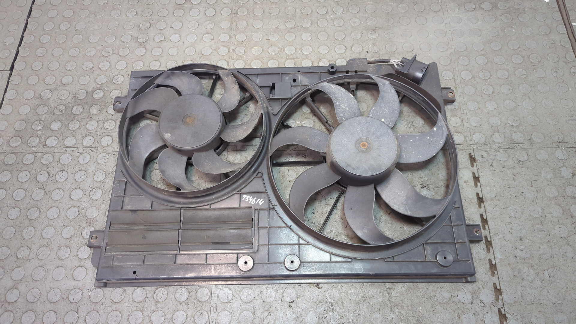 Вентилятор радиатора