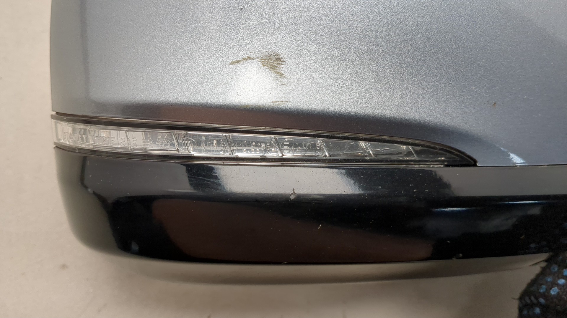 Зеркало правое электрическое