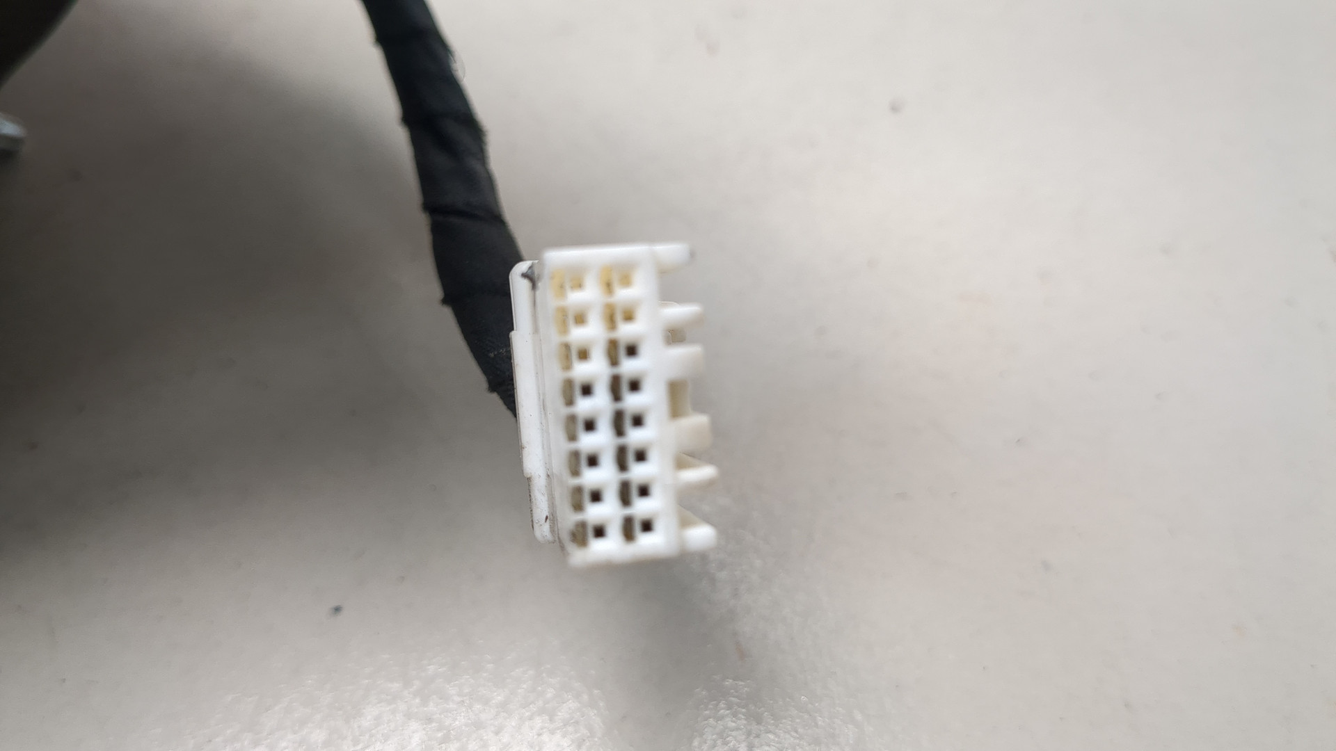 Зеркало правое электрическое