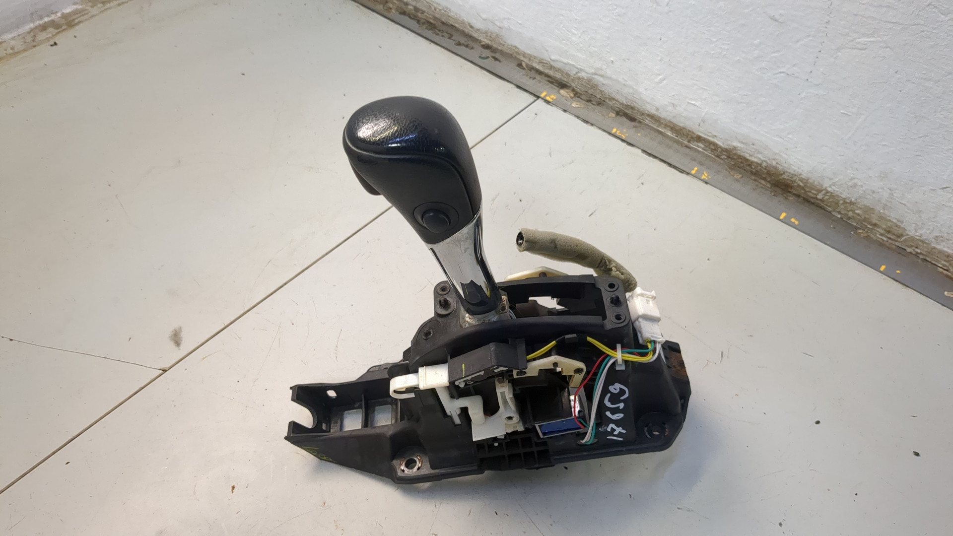 Кулиса МКПП / АКПП