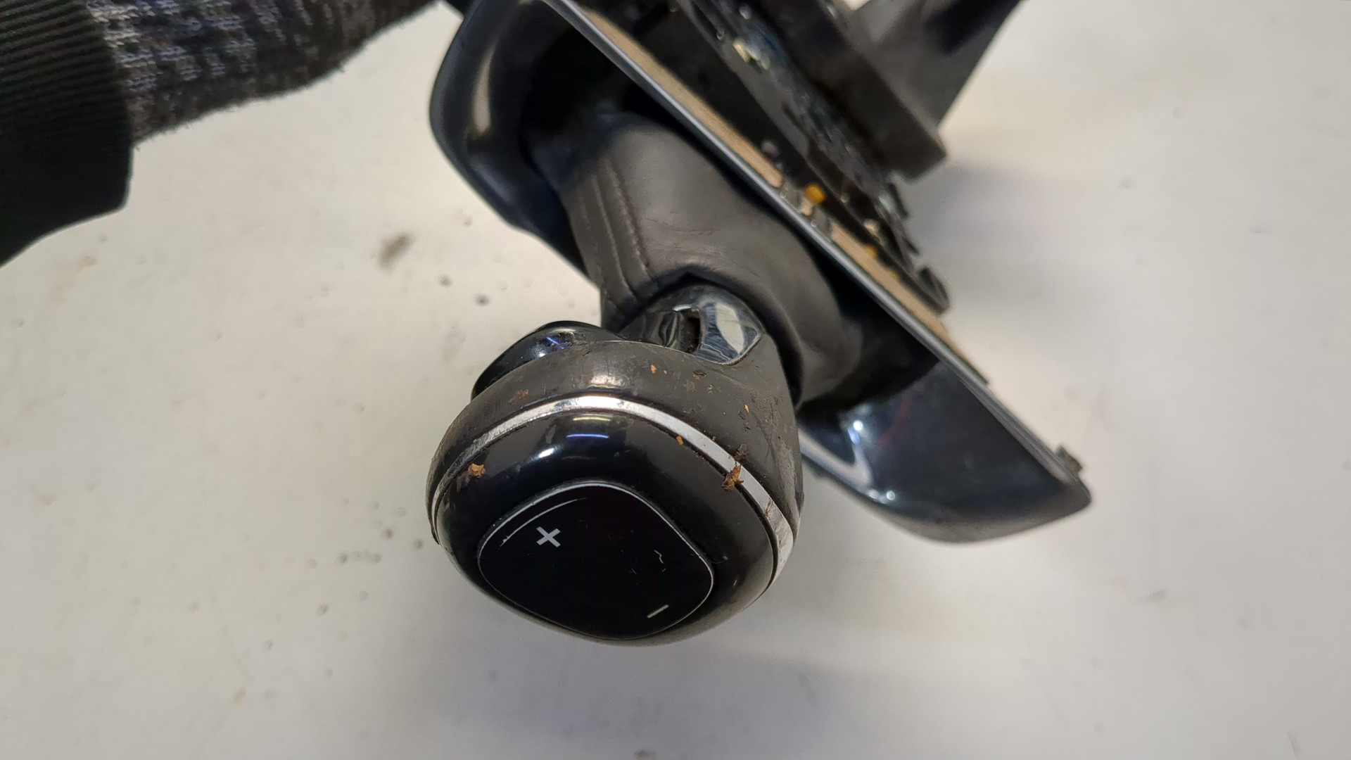 Кулиса МКПП / АКПП