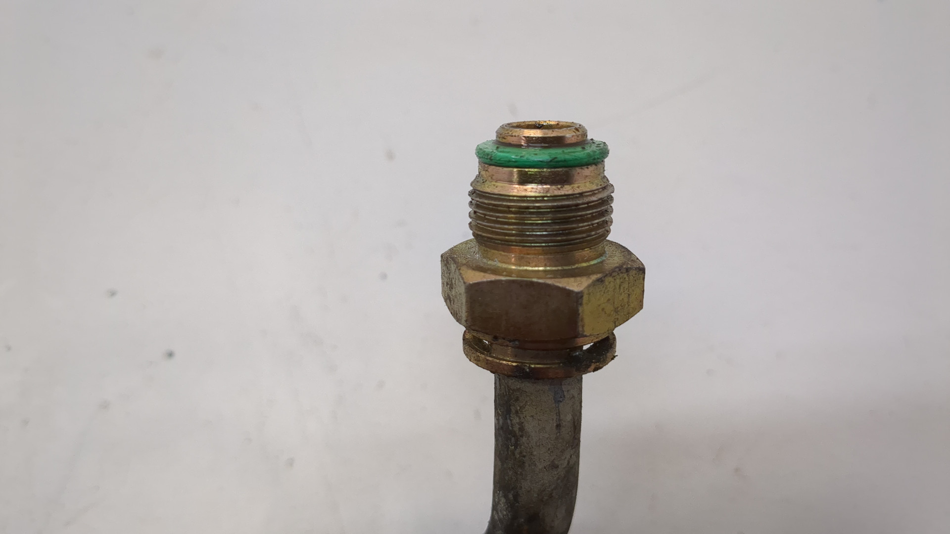 Трубка масляная