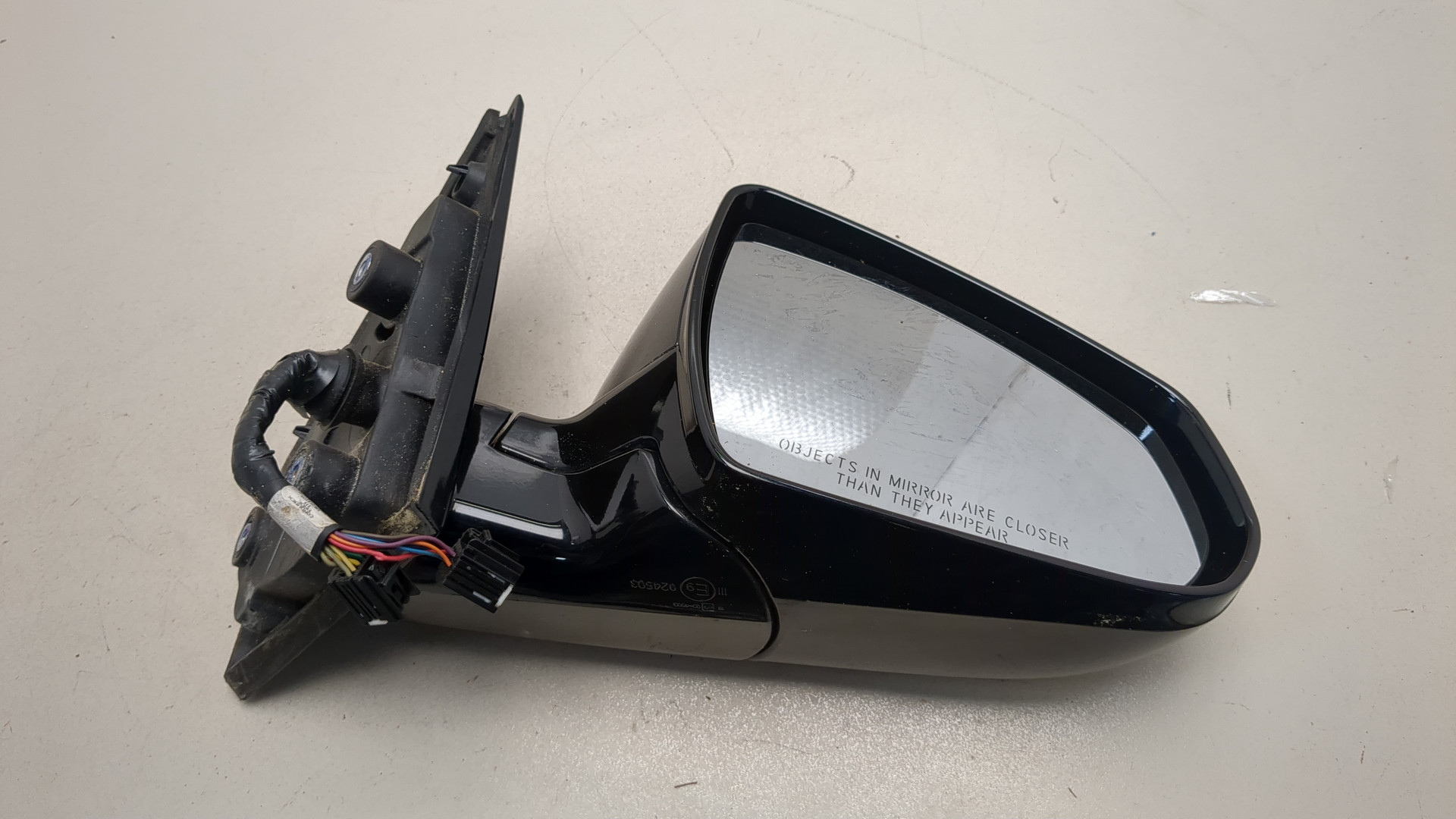 Зеркало правое электрическое