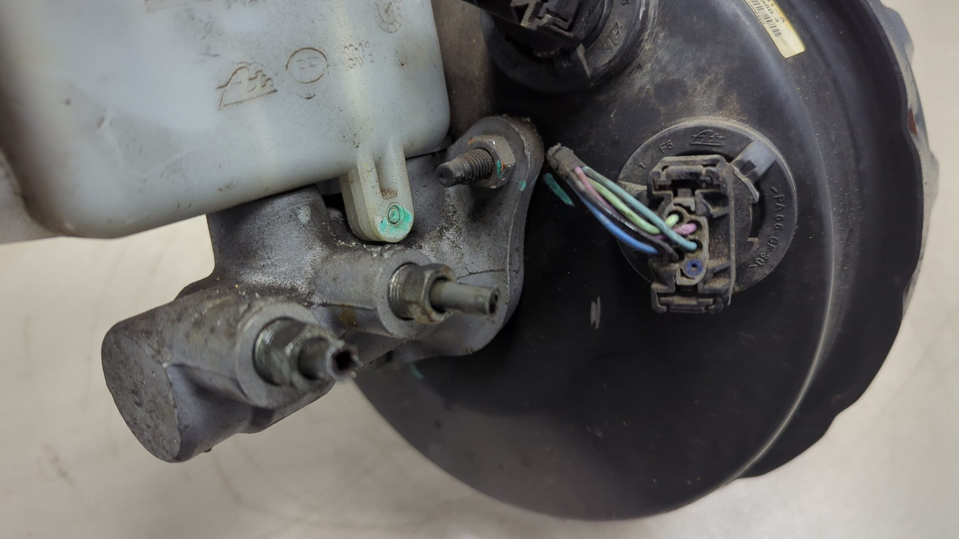 Цилиндр тормозной главный