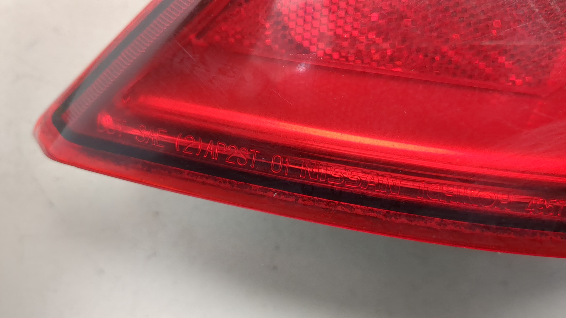 Фонарь задний правый