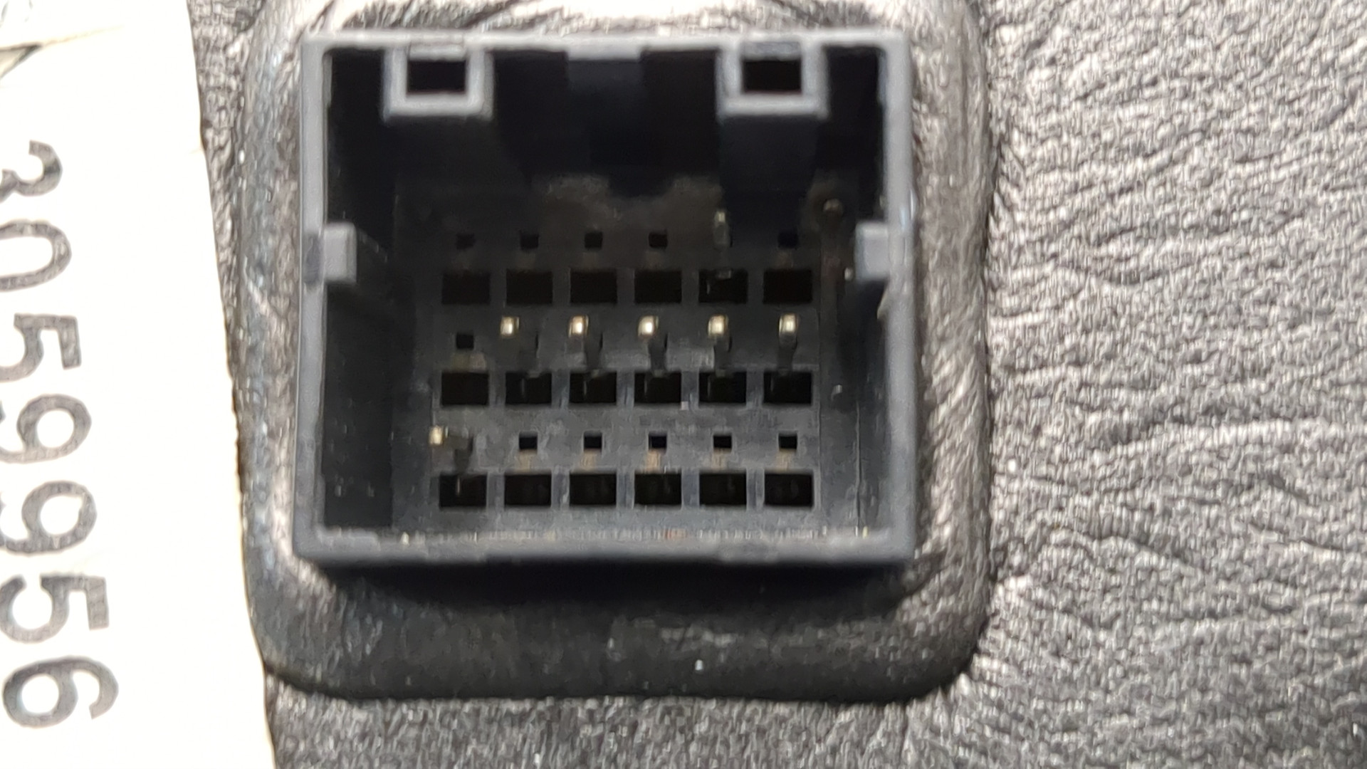 Зеркало правое электрическое