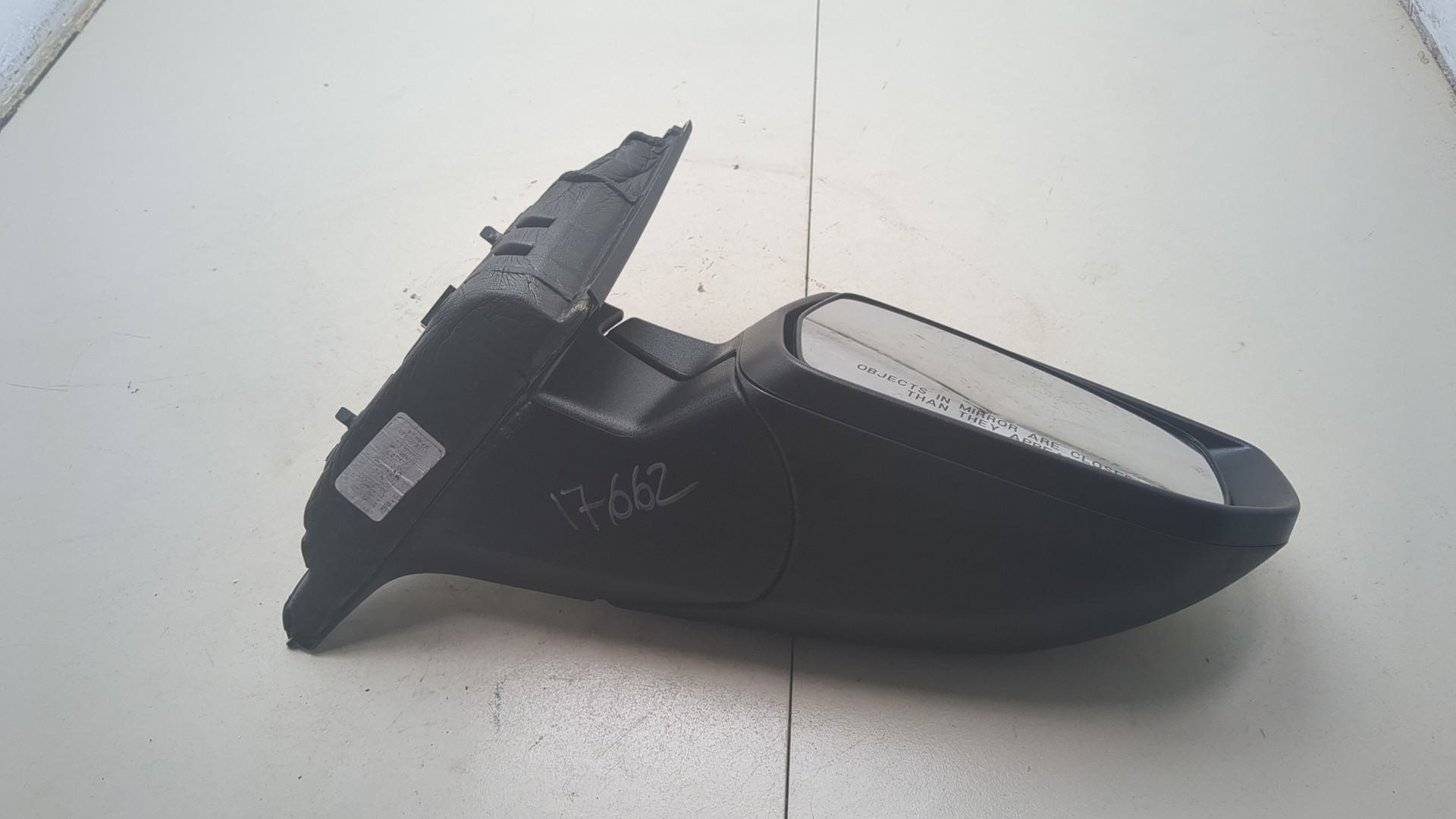 Зеркало правое электрическое