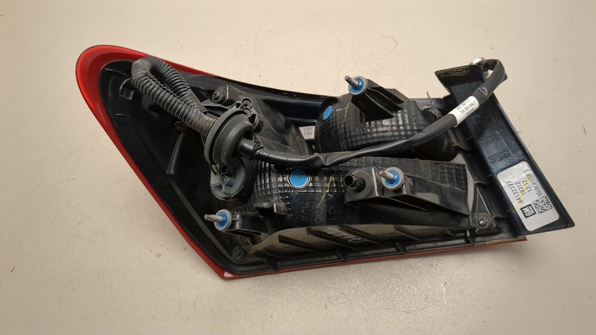 Фонарь задний правый