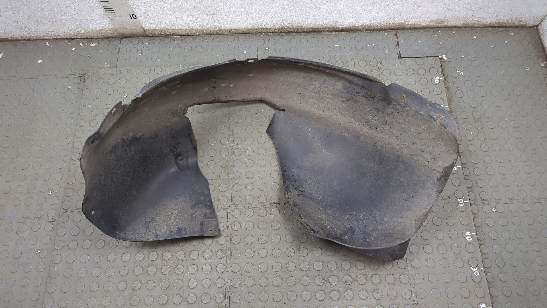 Локер передний левый